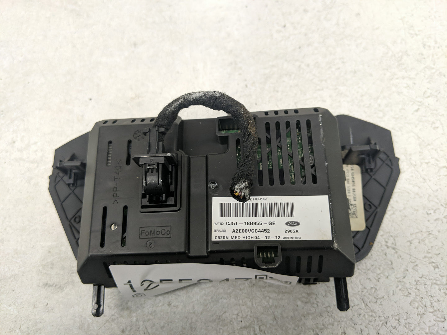 2013-2016 Ford Escape Information Display Screen - Oemusedautoparts1.com