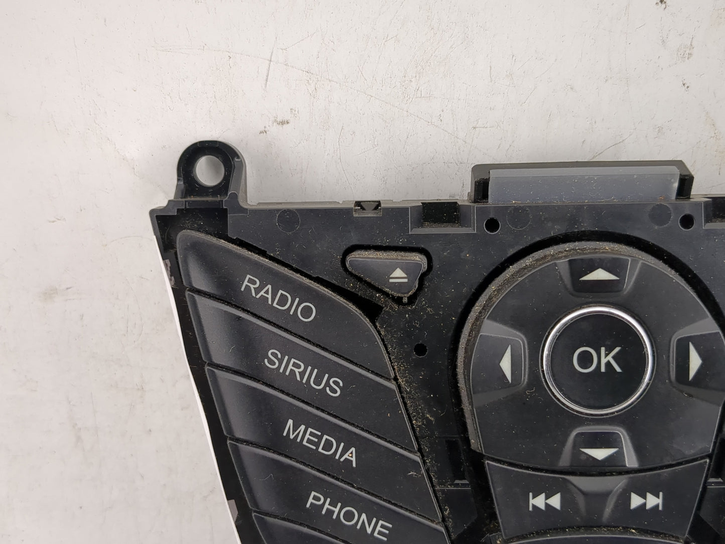 2013-2016 Ford Escape Radio Control Panel - Oemusedautoparts1.com