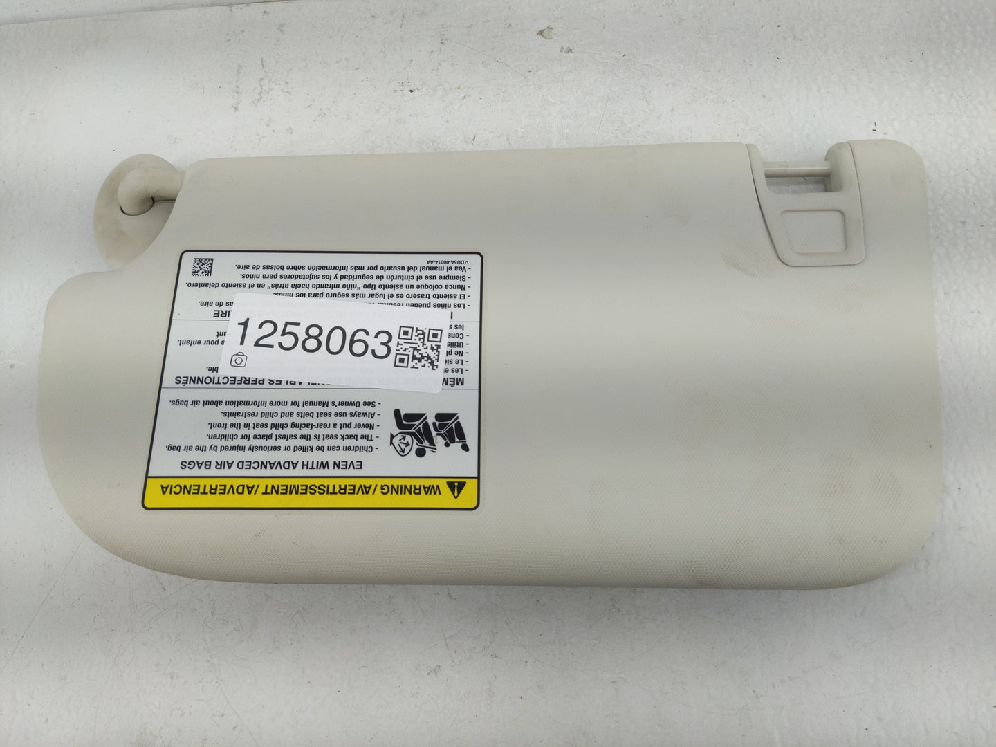 2013-2019 Ford Escape Sun Visor Shade Replacement Passenger Right Mirror Fits Fits 2013 2014 2015 2016 2017 2018 2019 OEM Us