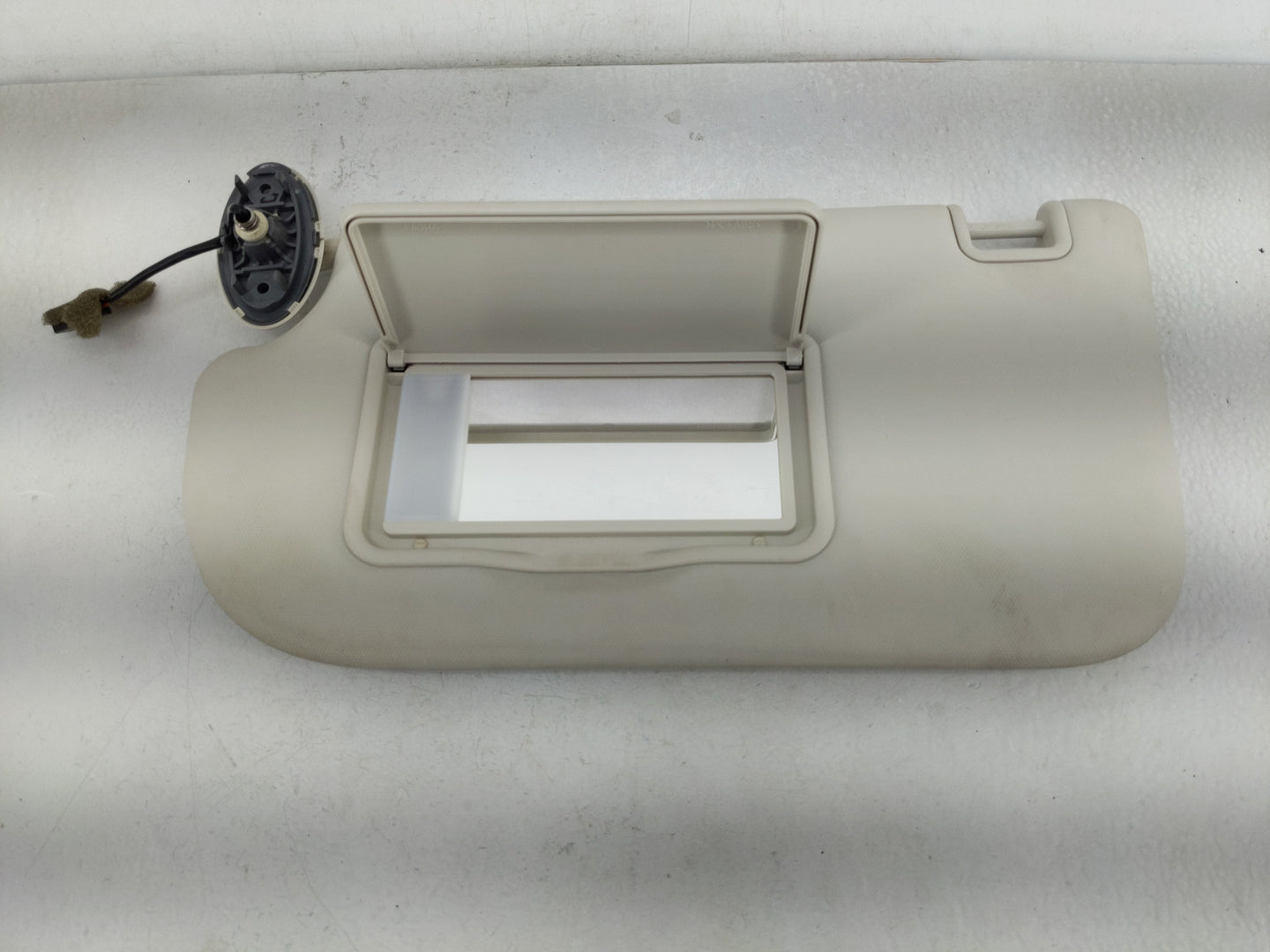 2013-2019 Ford Escape Sun Visor Shade Replacement Driver Left Mirror Fits Fits 2013 2014 2015 2016 2017 2018 2019 OEM Used A