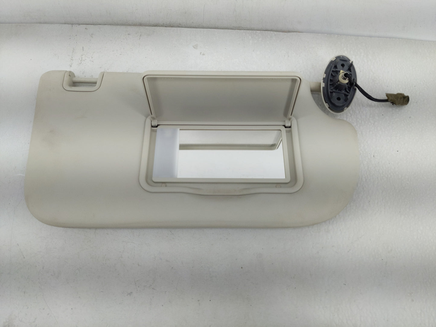 2013-2019 Ford Escape Sun Visor Shade Replacement Passenger Right Mirror Fits Fits 2013 2014 2015 2016 2017 2018 2019 OEM Us