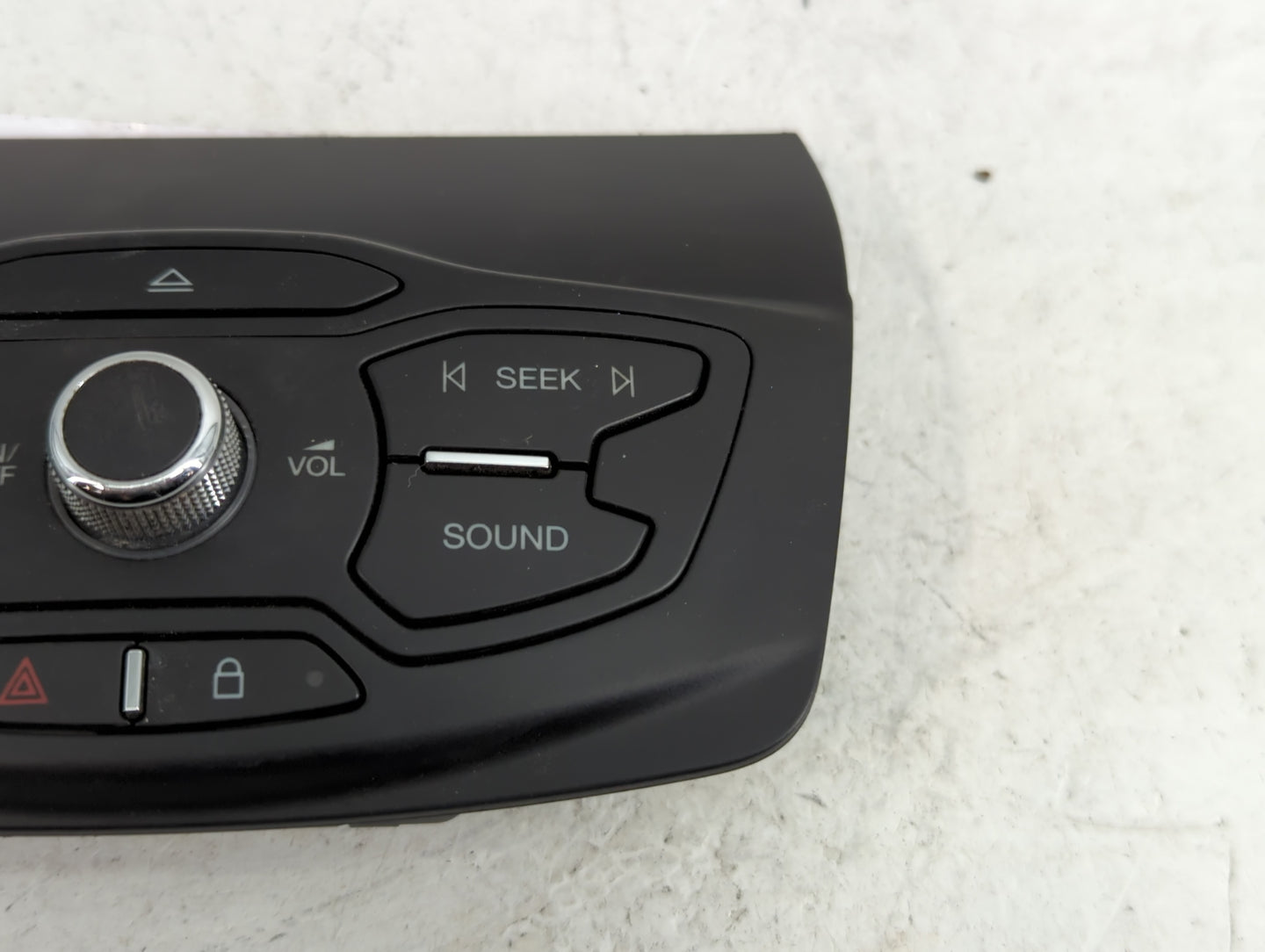 2013-2016 Ford Escape Radio AM FM Cd Player Receiver Replacement P/N:CJ5T18K811HG Fits Fits 2013 2014 2015 2016 OEM Used Aut