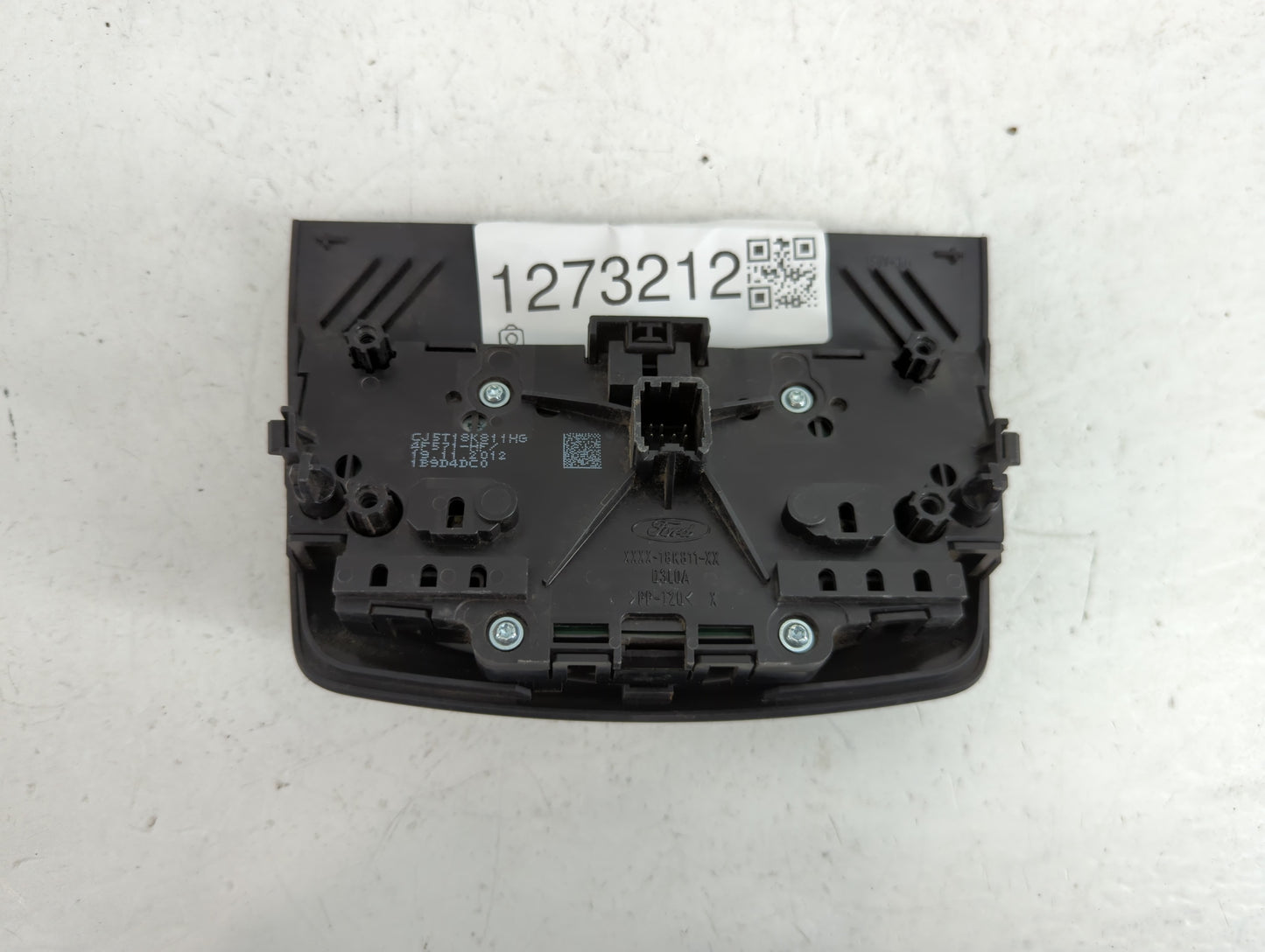 2013-2016 Ford Escape Radio AM FM Cd Player Receiver Replacement P/N:CJ5T18K811HG Fits Fits 2013 2014 2015 2016 OEM Used Aut