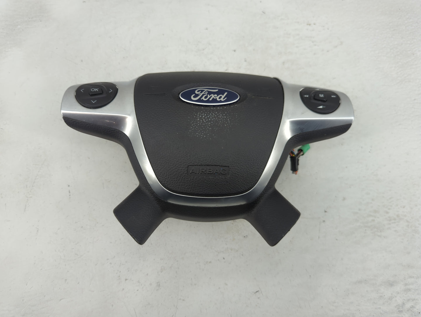 2013-2014 Ford Escape Air Bag Driver Left Steering Wheel Mounted P/N:CJ54 A042B85 BC3 Fits Fits 2013 2014 OEM Used Auto Part