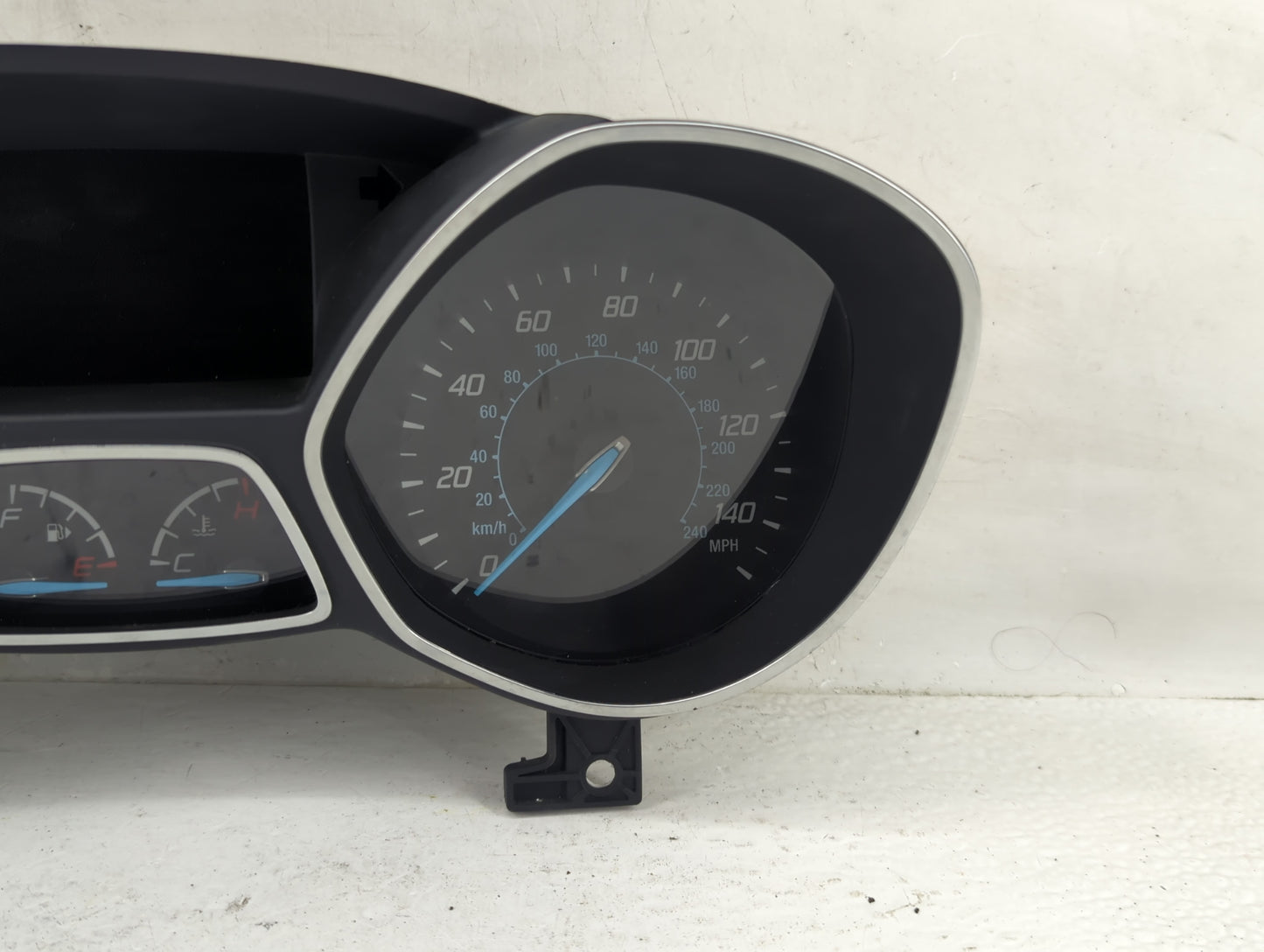 2013-2014 Ford Escape Instrument Cluster Speedometer Gauges P/N:VPCL8F-10894-B Fits Fits 2013 2014 OEM Used Auto Parts - Oem