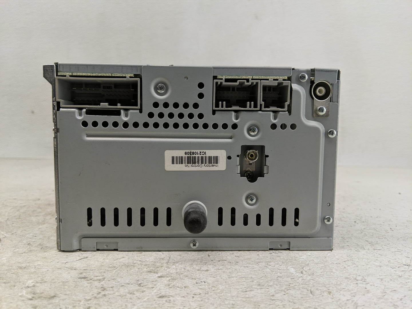 2013-2015 Ford Escape Radio AM FM Cd Player Receiver Replacement P/N:BL8T18D822AB Fits Fits 2013 2014 2015 OEM Used Auto Par