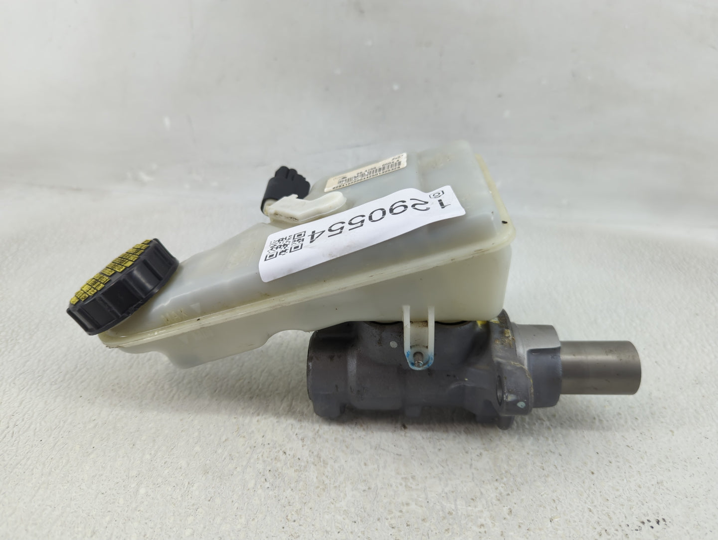 2013-2019 Ford Escape Brake Master Cylinder - Oemusedautoparts1.com