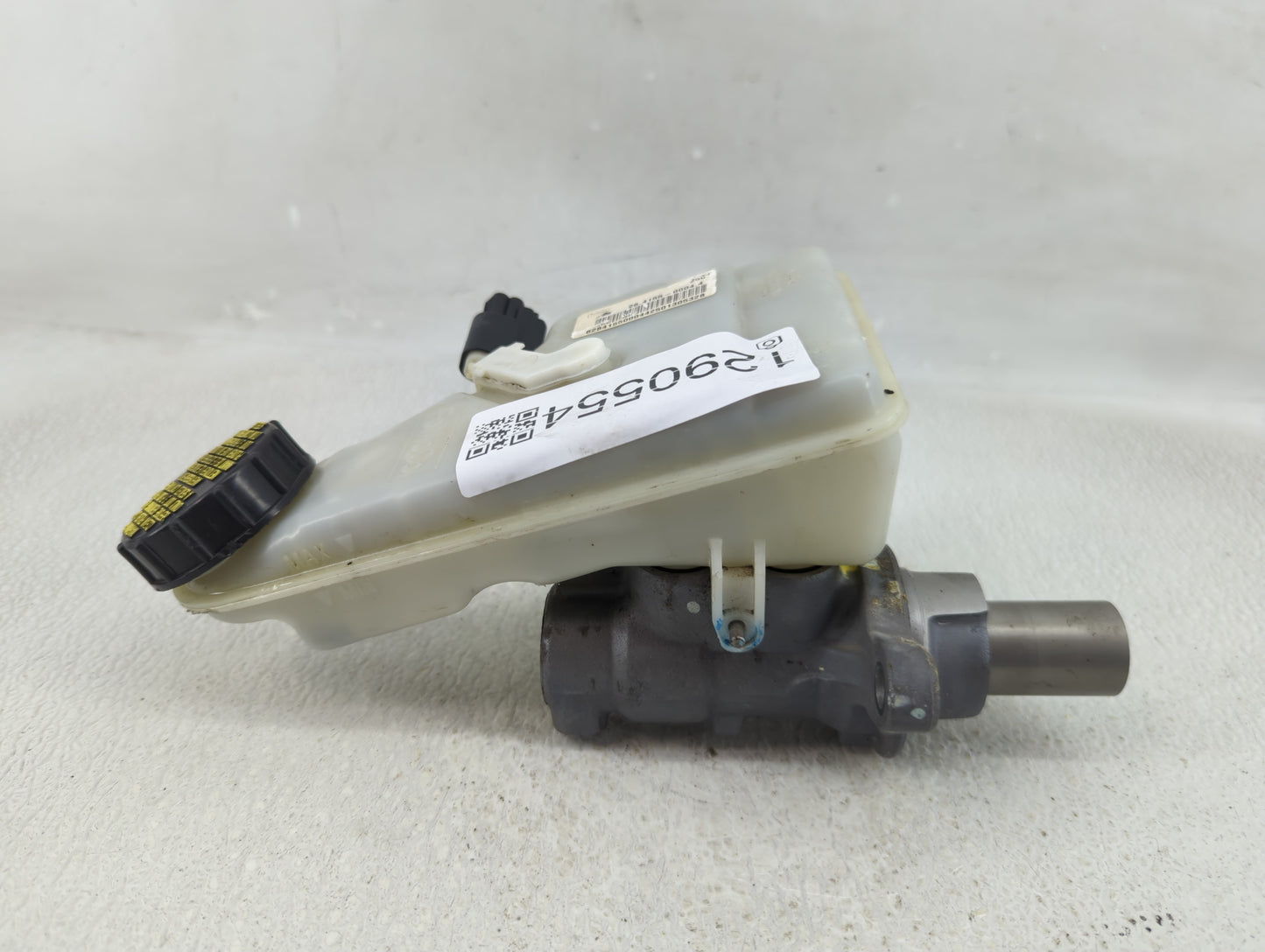 2013-2019 Ford Escape Brake Master Cylinder - Oemusedautoparts1.com