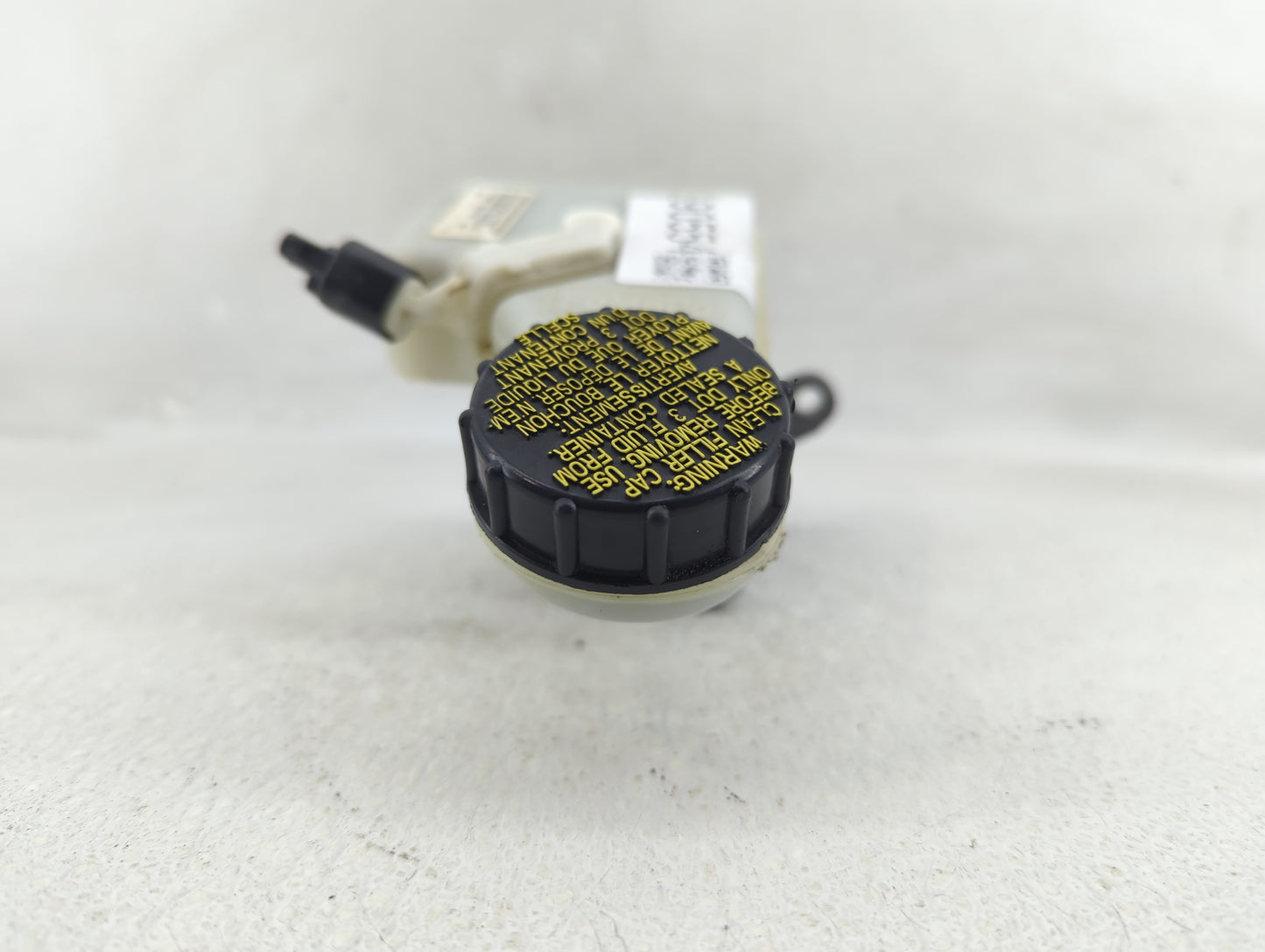 2013-2019 Ford Escape Brake Master Cylinder - Oemusedautoparts1.com