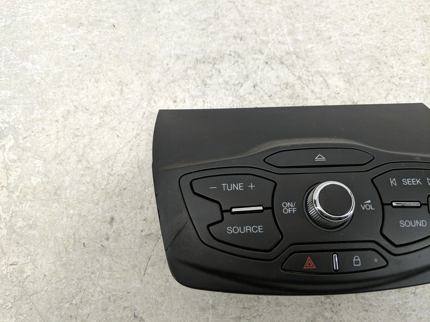 2013 Ford Escape Radio AM FM Cd Player Receiver Replacement P/N:CJ5T18K811HJ CJ5T-19C107-DG Fits OEM Used Auto Parts - Oemus