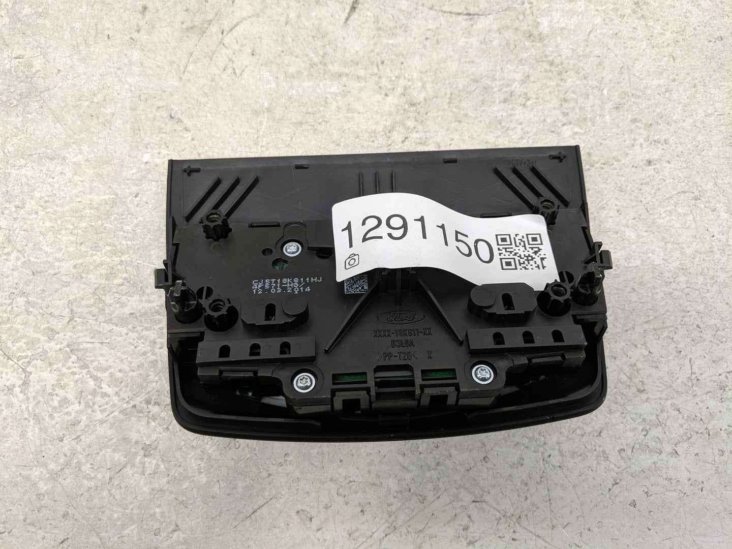 2013 Ford Escape Radio AM FM Cd Player Receiver Replacement P/N:CJ5T18K811HJ CJ5T-19C107-DG Fits OEM Used Auto Parts - Oemus