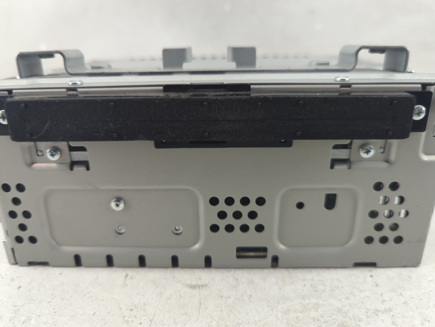 2013-2015 Ford Escape Radio AM FM Cd Player Receiver Replacement P/N:CJ5T-19C107-BG Fits Fits 2013 2014 2015 OEM Used Auto P