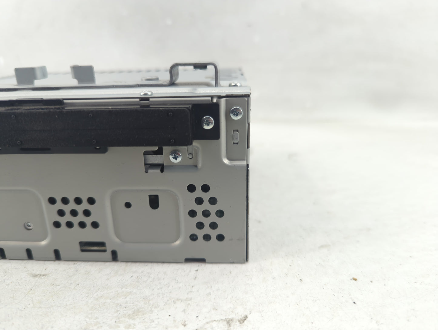 2013-2015 Ford Escape Radio AM FM Cd Player Receiver Replacement P/N:CJ5T-19C107-BG Fits Fits 2013 2014 2015 OEM Used Auto P