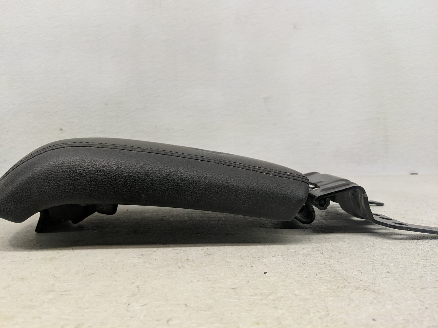 2013 Ford Escape Center Console Armrest Cover Lid Fits OEM Used Auto Parts - Oemusedautoparts1.com