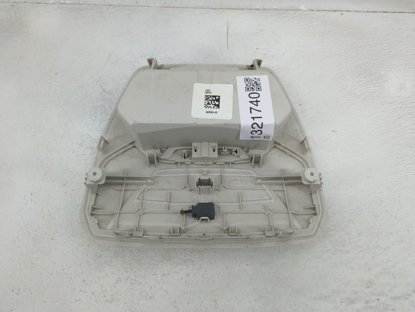 2013 Ford Escape Overhead Roof Console - Oemusedautoparts1.com