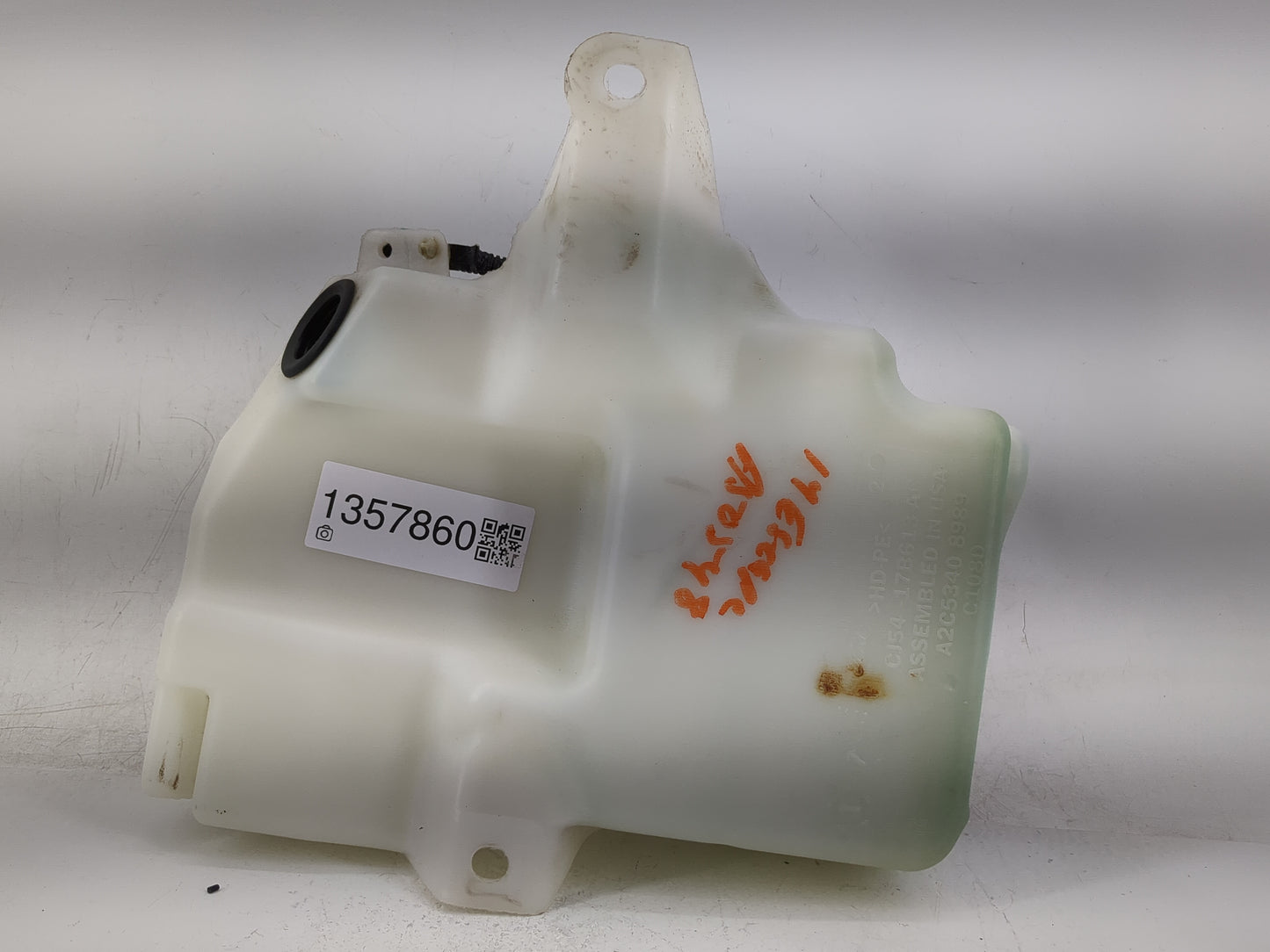 2013-2014 Ford Escape Windshield Washer Fluid Reservoir Bottle Oem - Oemusedautoparts1.com
