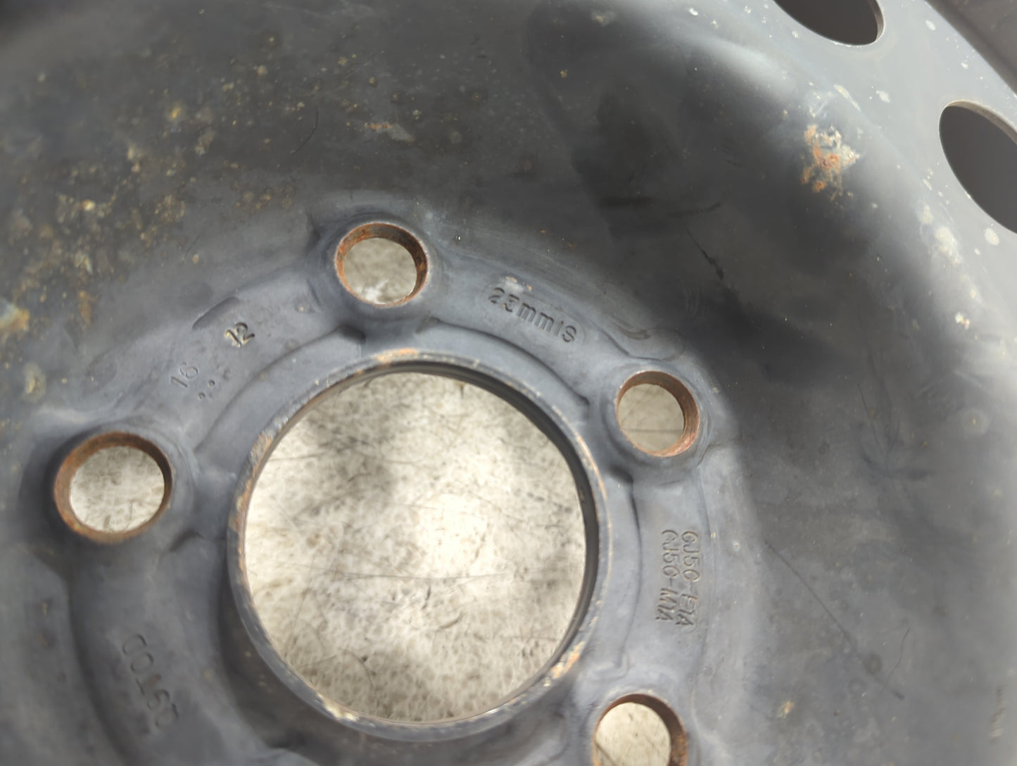 2013-2019 Ford Escape Spare Donut Tire Wheel Rim Oem 1361855 - Oemusedautoparts1.com