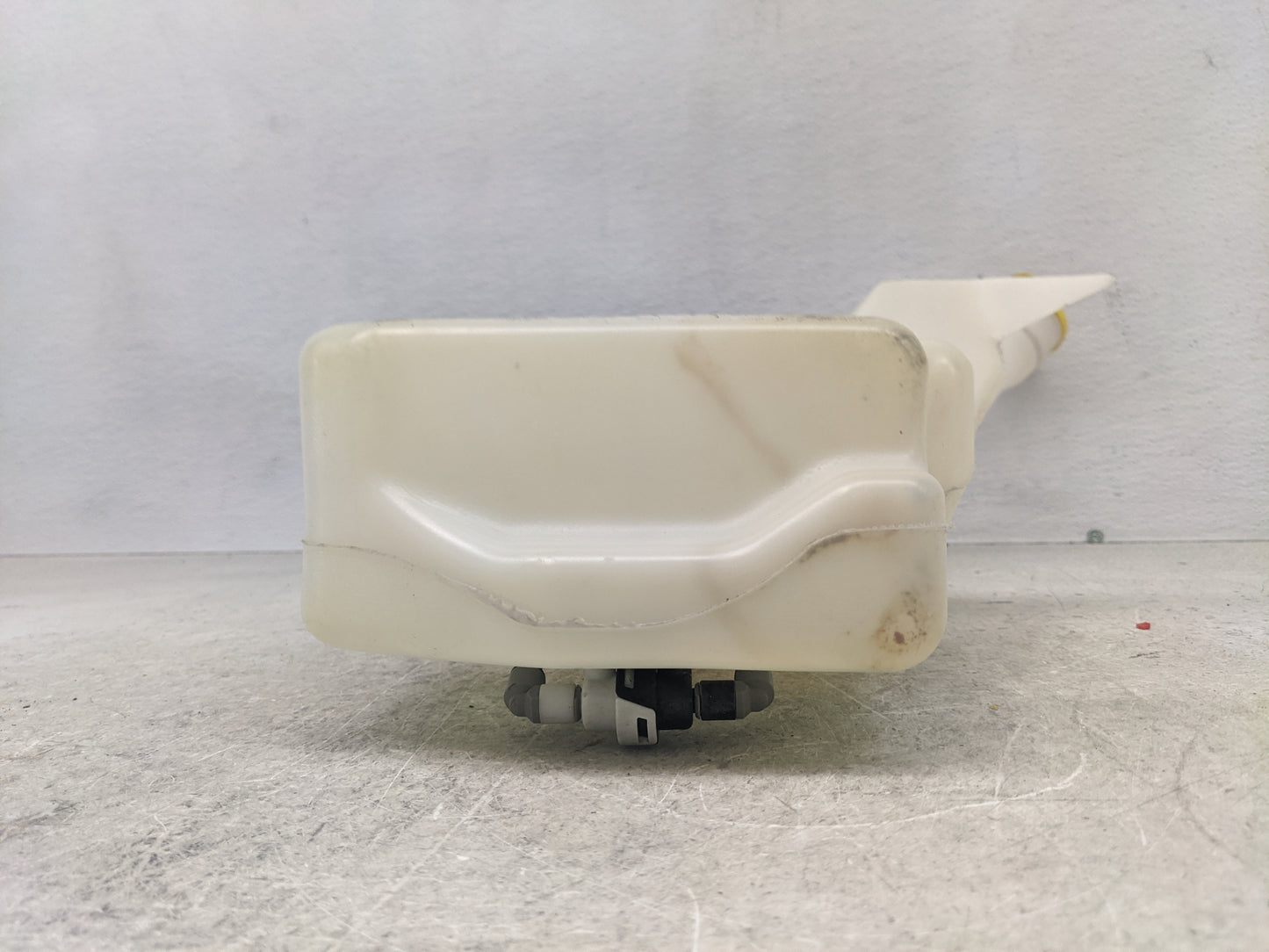 2013-2014 Ford Escape Windshield Washer Fluid Reservoir Bottle Oem - Oemusedautoparts1.com