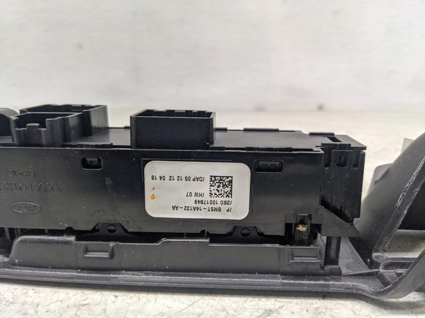 2013-2019 Ford Escape Master Power Window Switch Replacement Driver Side Left P/N:BM5T-14A132-AA Fits OEM Used Auto Parts - 