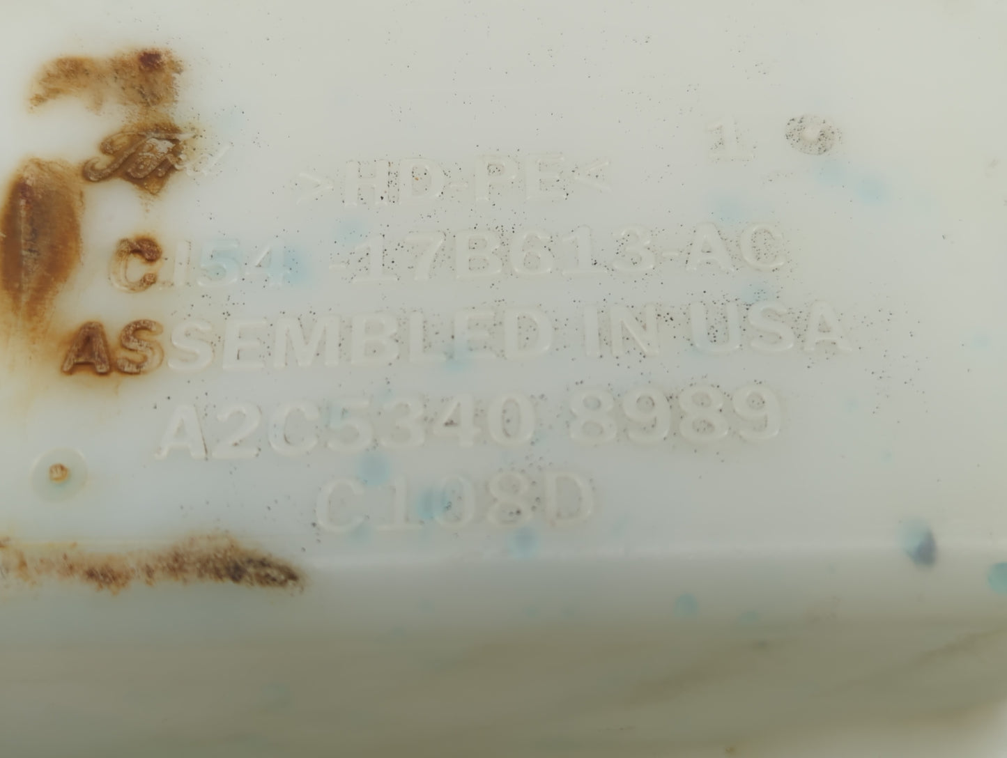 2013-2014 Ford Escape Windshield Washer Fluid Reservoir Bottle Oem - Oemusedautoparts1.com