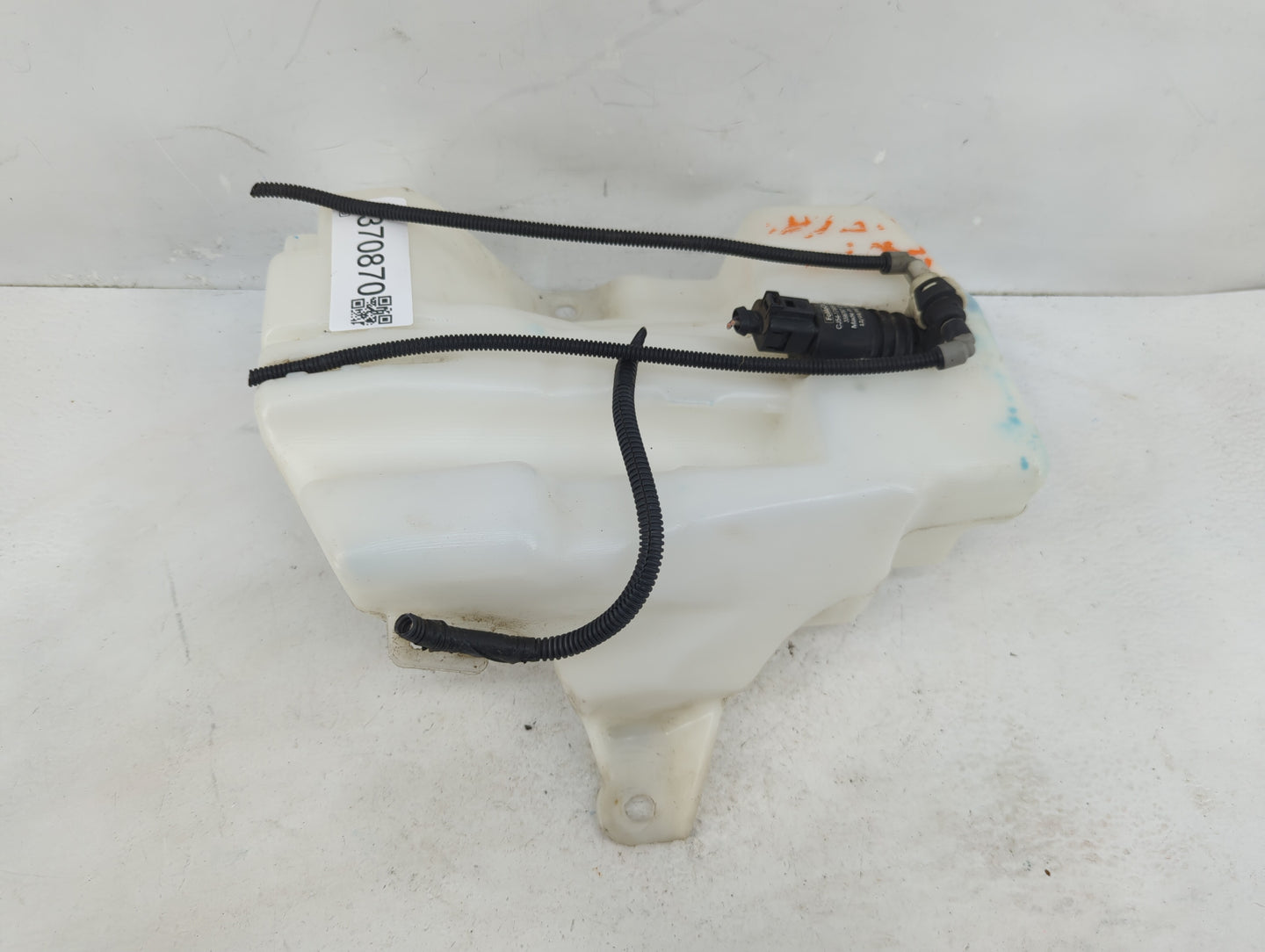 2013-2014 Ford Escape Windshield Washer Fluid Reservoir Bottle Oem - Oemusedautoparts1.com