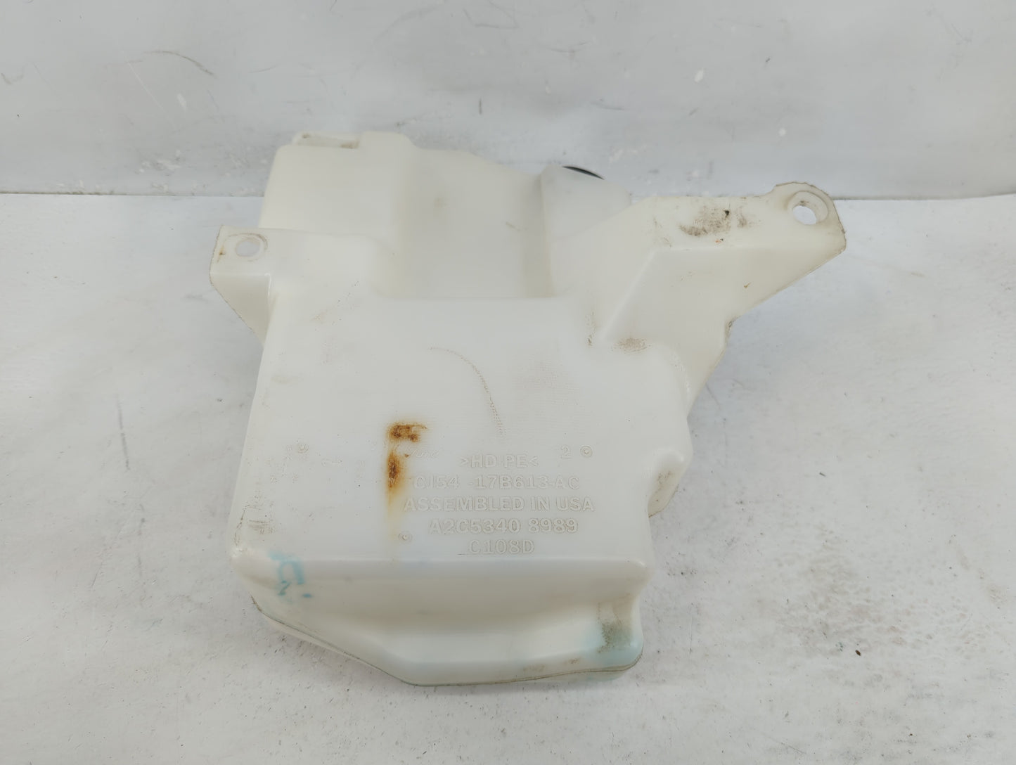 2013-2014 Ford Escape Windshield Washer Fluid Reservoir Bottle Oem - Oemusedautoparts1.com