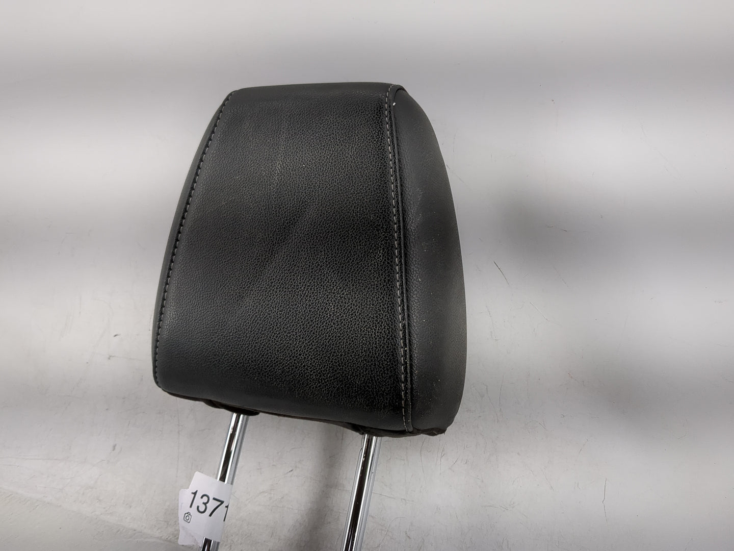 2013-2015 Ford Escape Headrest Head Rest Rear Seat Fits Fits 2013 2014 2015 OEM Used Auto Parts - Oemusedautoparts1.com