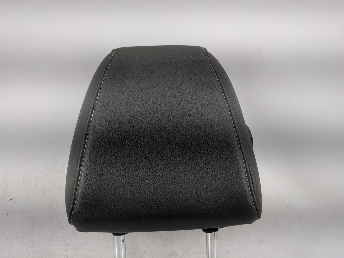 2013-2015 Ford Escape Headrest Head Rest Rear Seat Fits Fits 2013 2014 2015 OEM Used Auto Parts - Oemusedautoparts1.com