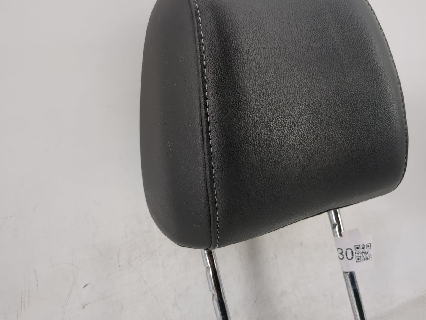 2013-2015 Ford Escape Headrest Head Rest Rear Seat Fits Fits 2013 2014 2015 OEM Used Auto Parts - Oemusedautoparts1.com