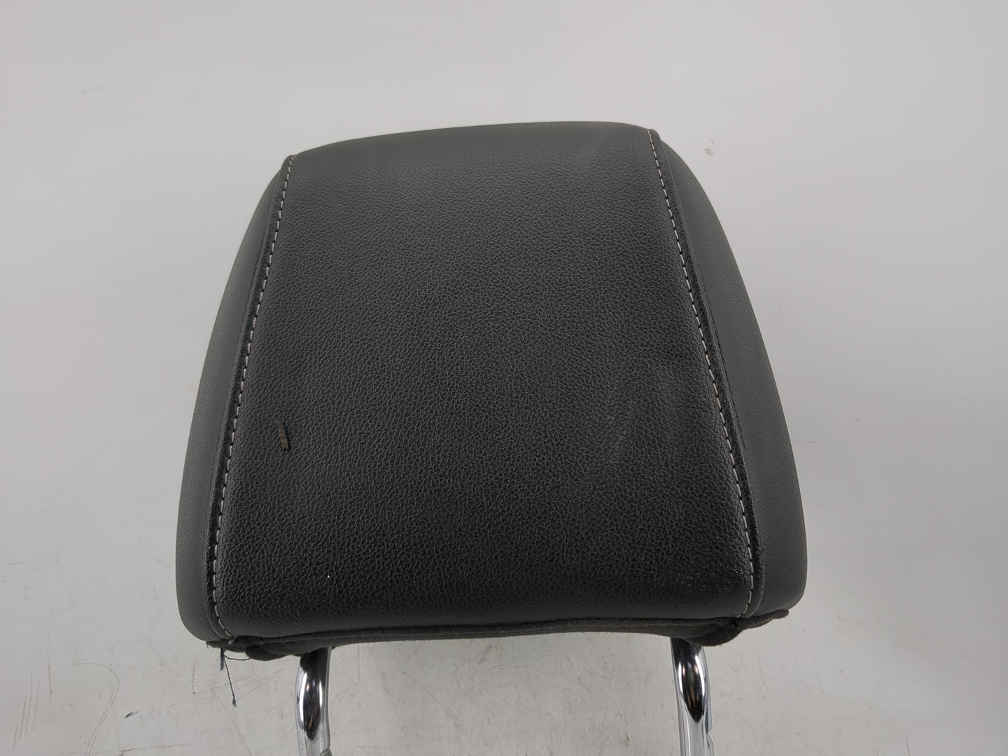 2013-2015 Ford Escape Headrest Head Rest Rear Seat Fits Fits 2013 2014 2015 OEM Used Auto Parts - Oemusedautoparts1.com