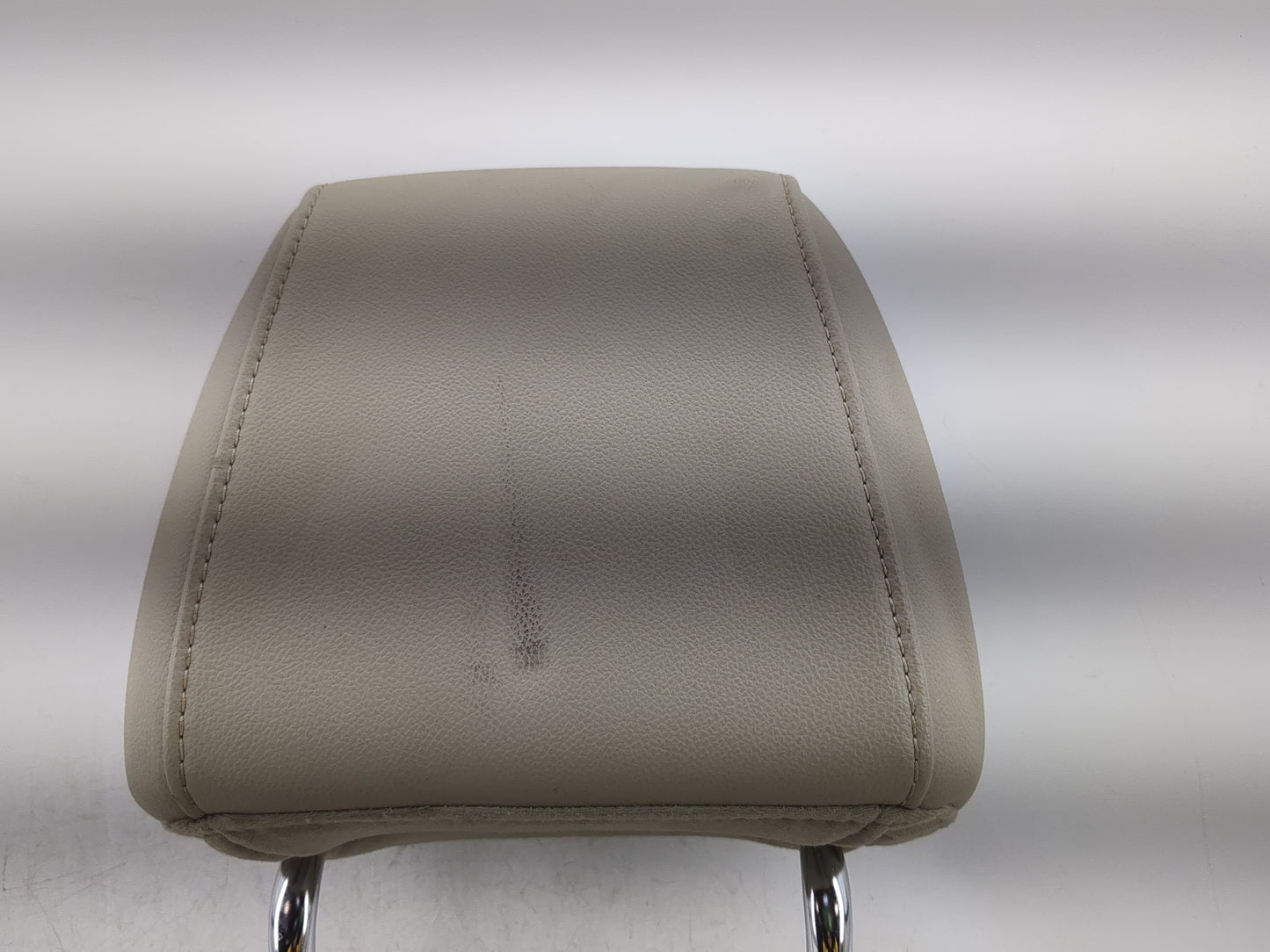 2013-2015 Ford Escape Headrest Head Rest Front Driver Passenger Seat Fits Fits 2013 2014 2015 OEM Used Auto Parts - Oemuseda