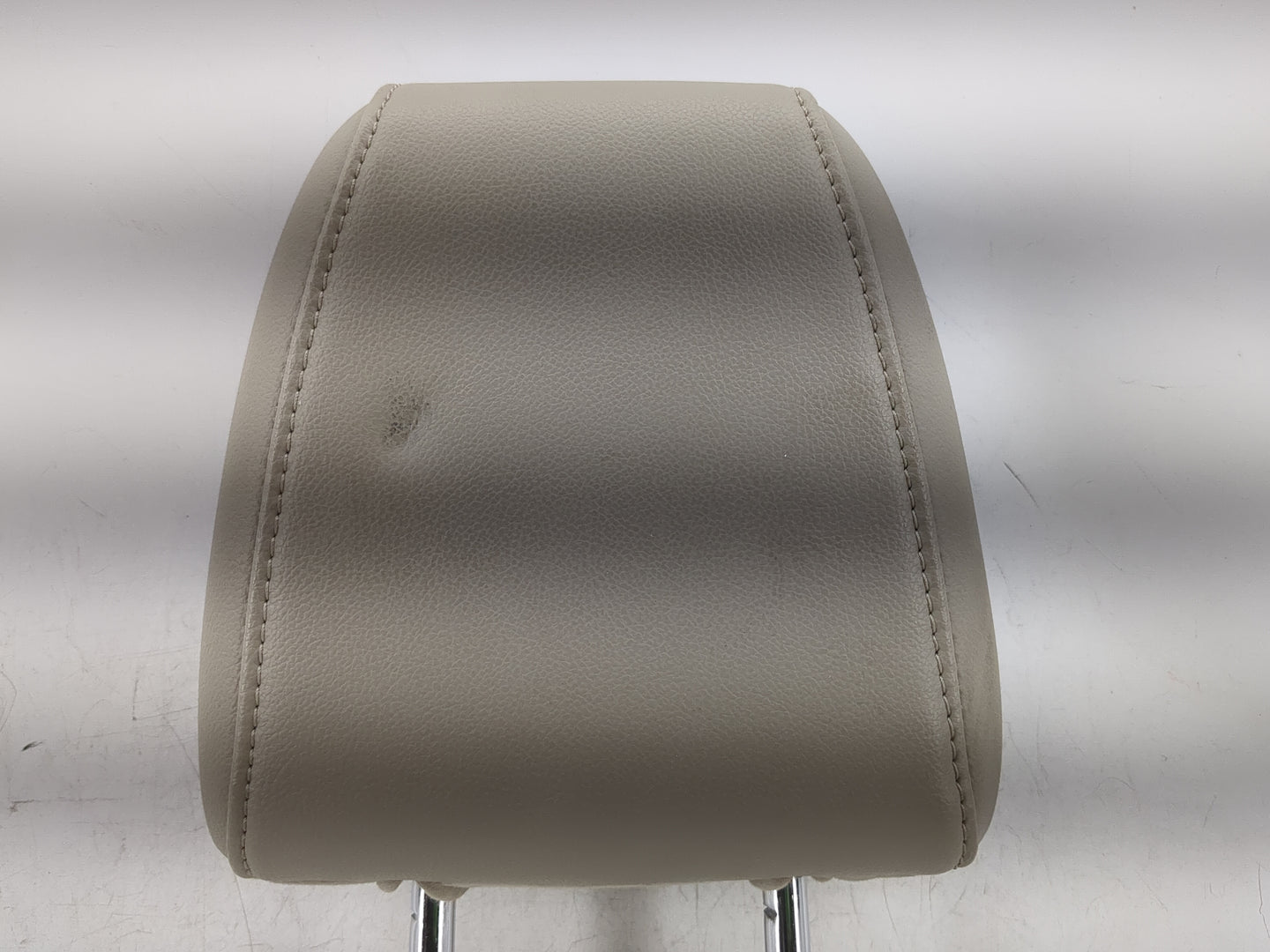 2013-2015 Ford Escape Headrest Head Rest Front Driver Passenger Seat Fits Fits 2013 2014 2015 OEM Used Auto Parts - Oemuseda