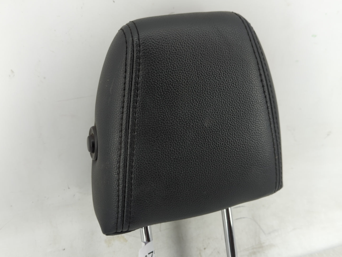 2013-2015 Ford Escape Headrest Head Rest Rear Center Seat Fits Fits 2013 2014 2015 OEM Used Auto Parts - Oemusedautoparts1.c