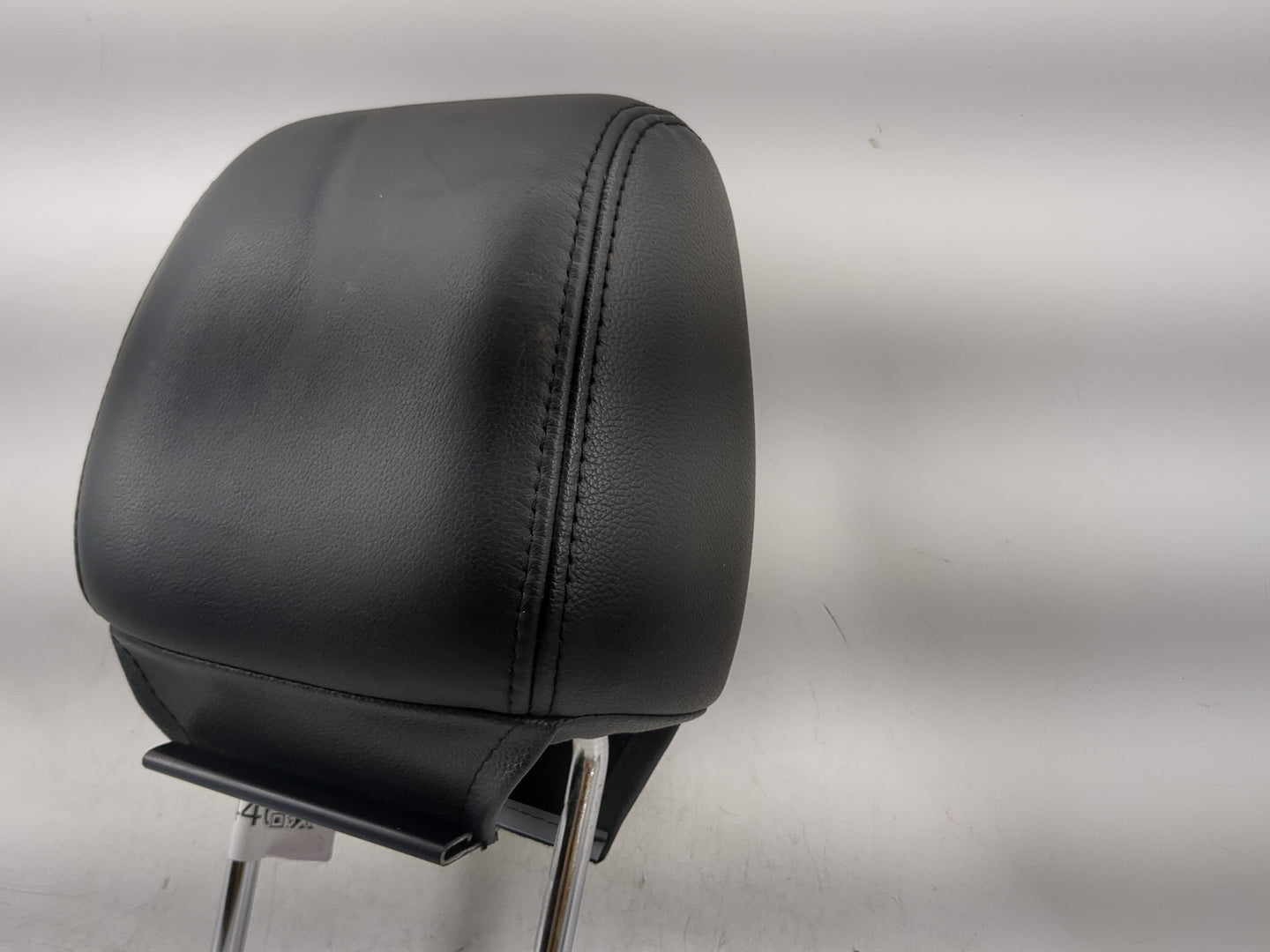 2013-2015 Ford Escape Headrest Head Rest Front Driver Passenger Seat Fits Fits 2013 2014 2015 OEM Used Auto Parts - Oemuseda