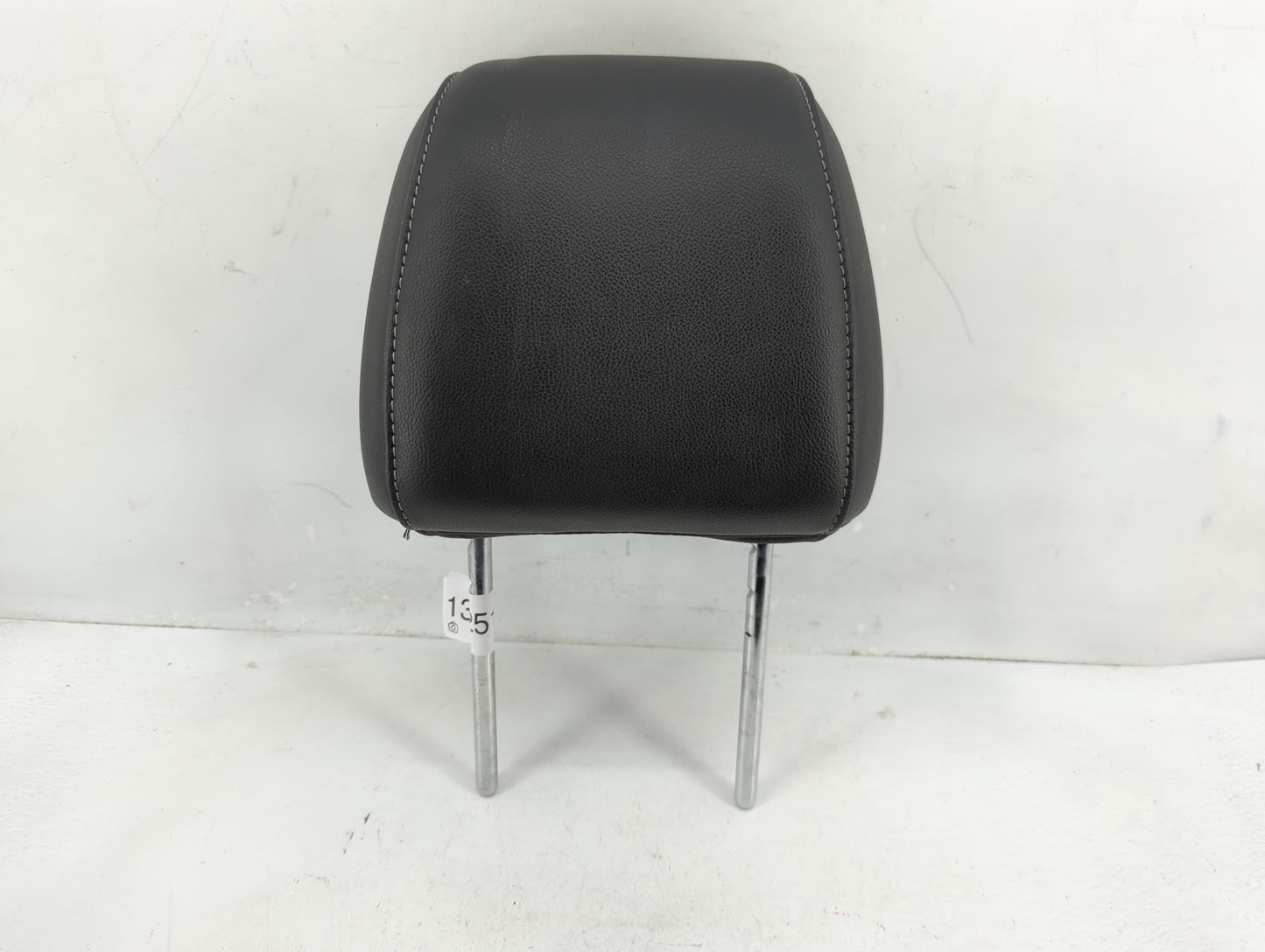 2013-2015 Ford Escape Headrest Head Rest Front Driver Passenger Seat - Oemusedautoparts1.com