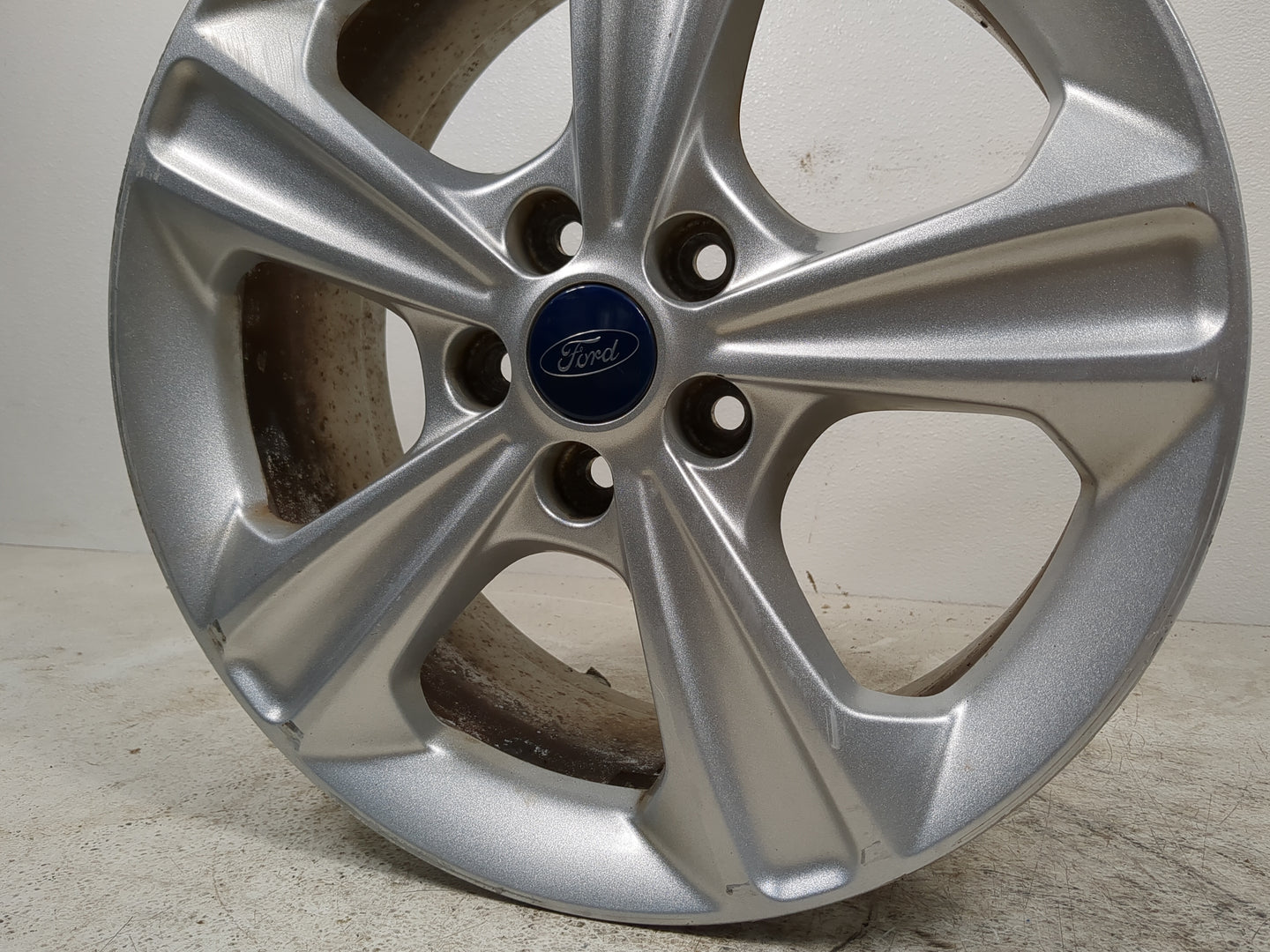 2013-2016 Ford Escape Oem Wheel Rim - Oemusedautoparts1.com