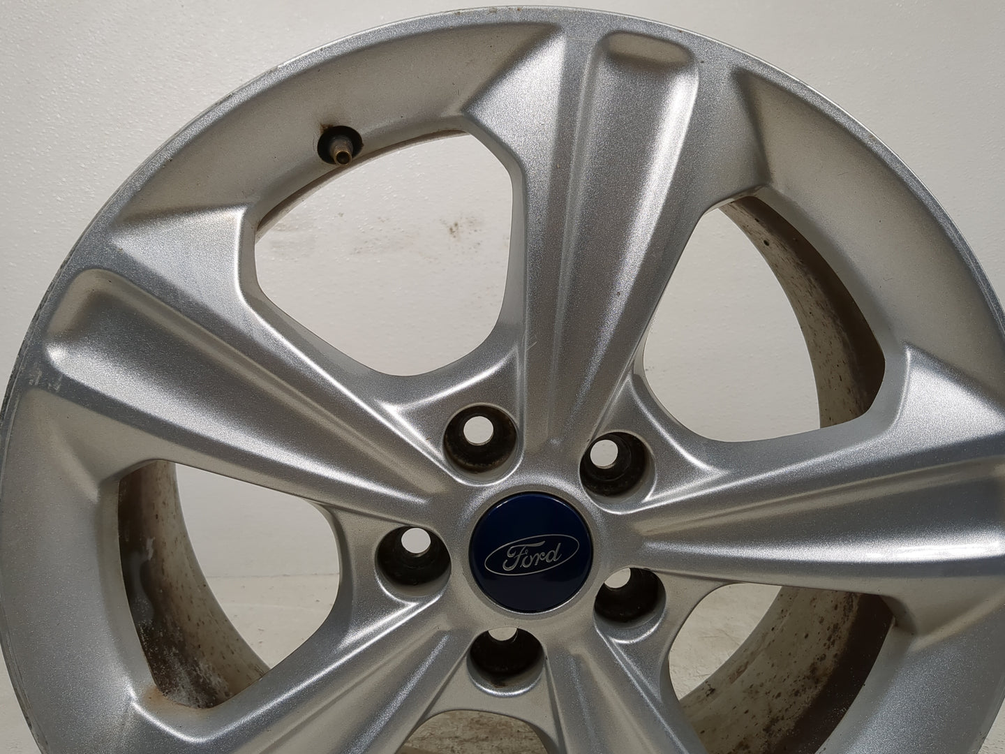 2013-2016 Ford Escape Oem Wheel Rim - Oemusedautoparts1.com