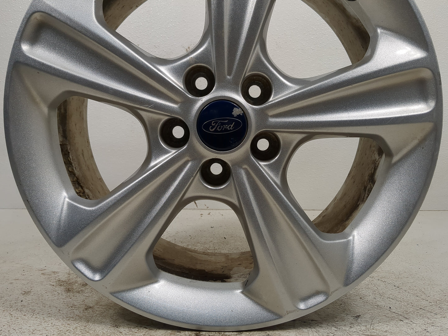 2013-2016 Ford Escape Oem Wheel Rim 1374837 - Oemusedautoparts1.com