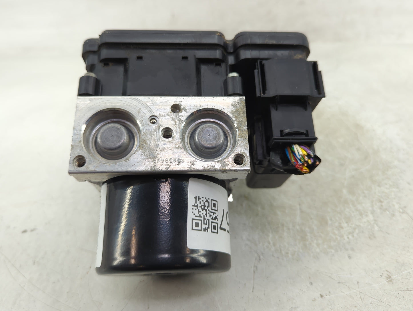 2013-2015 Ford Escape ABS Pump Control Module Replacement P/N:CV61-2C405-AG Fits Fits 2013 2014 2015 OEM Used Auto Parts - O
