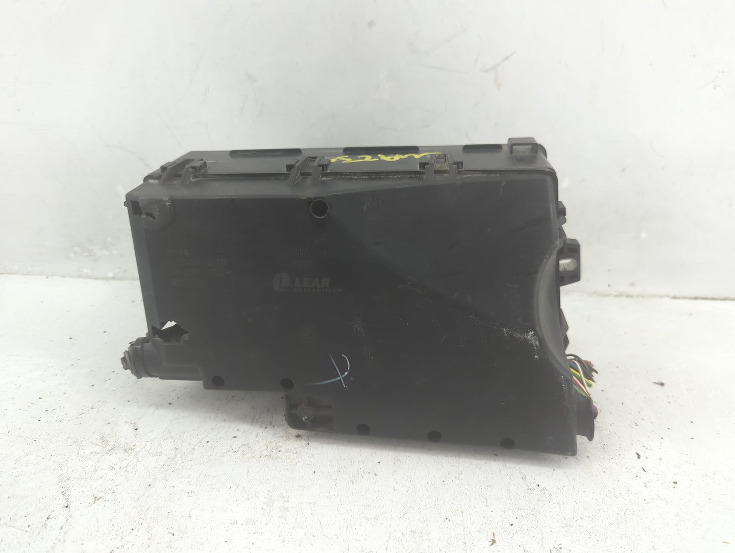2013-2016 Ford Escape Fusebox Fuse Box Panel Relay Module P/N:19197 000 001 AV6T-14A076-AB Fits Fits 2013 2014 2015 2016 OEM