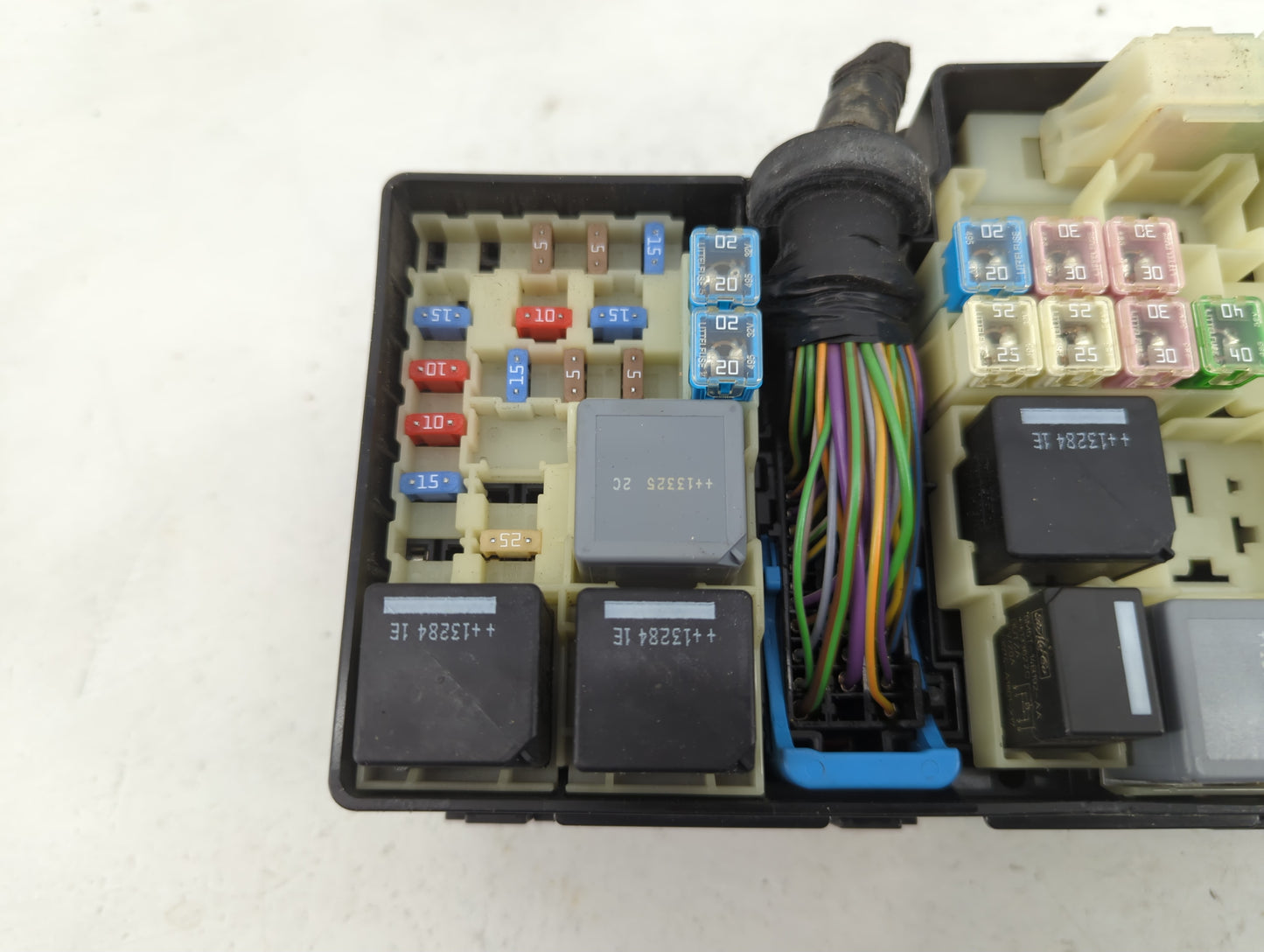 2013-2016 Ford Escape Fusebox Fuse Box Panel Relay Module P/N:AV6T-14A067-AC Fits Fits 2013 2014 2015 2016 OEM Used Auto Par