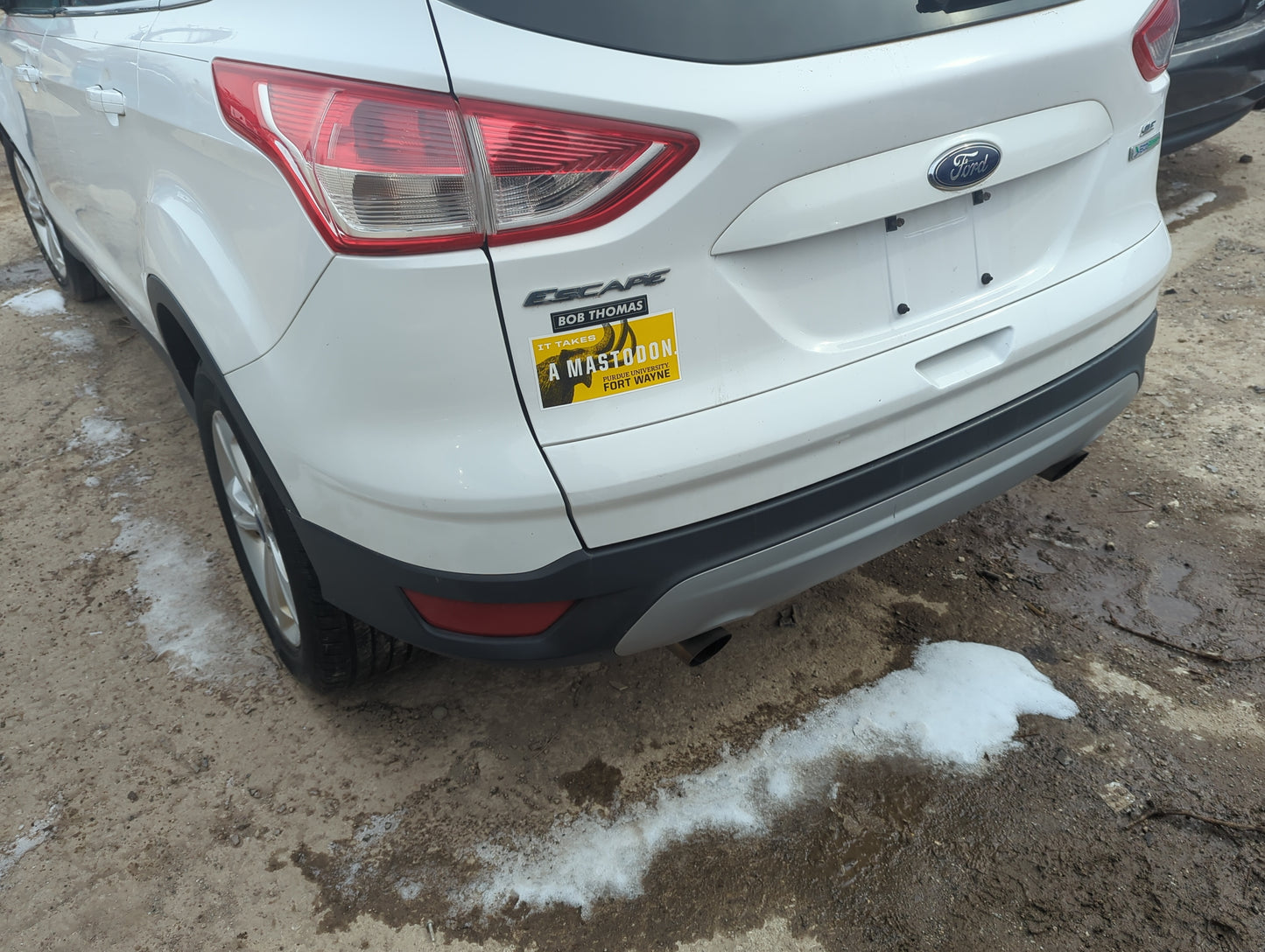 2013-2016 Ford Escape Rear Bumper Assembly Oem 1382683 - Oemusedautoparts1.com