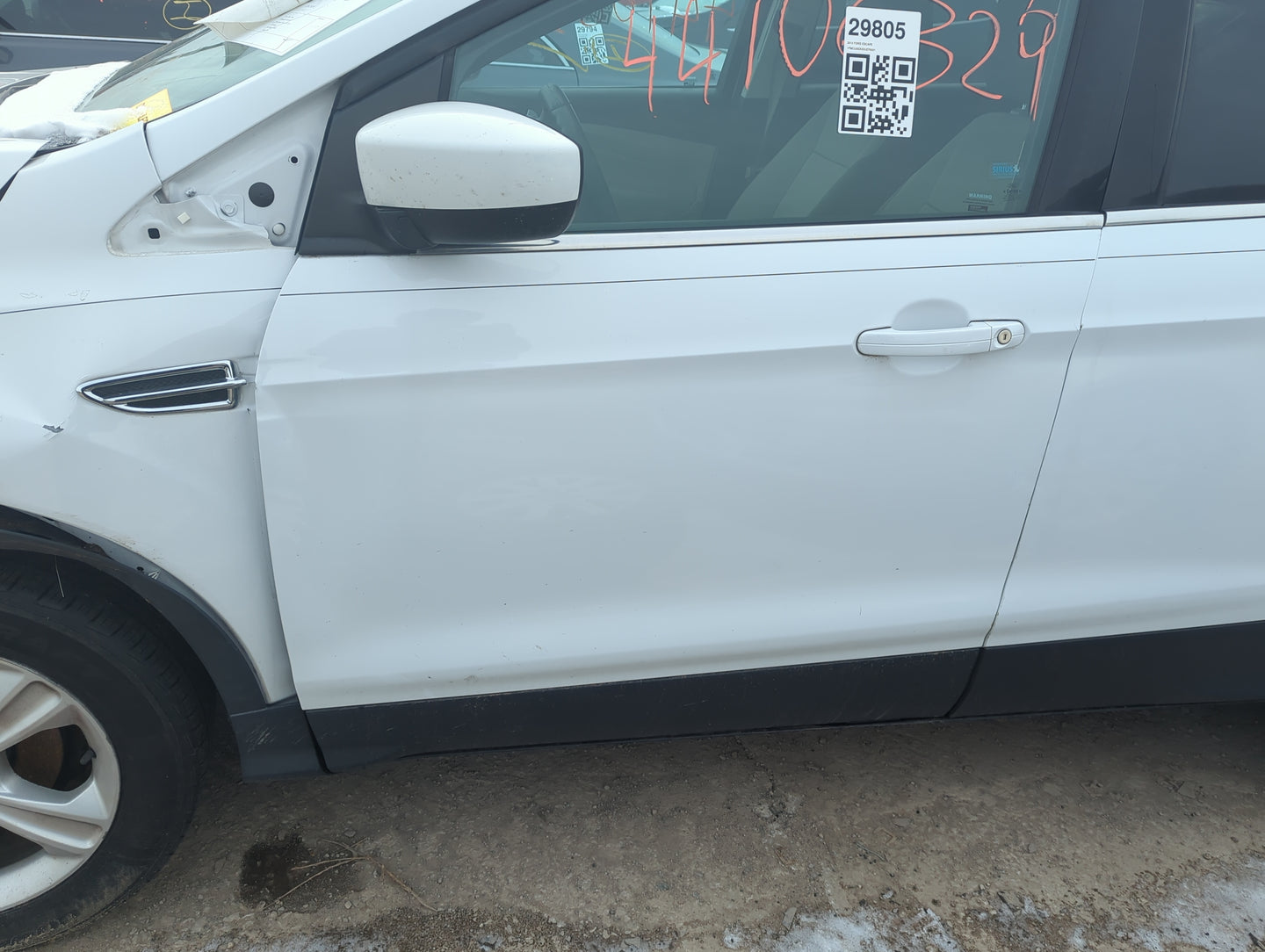 2013-2019 Ford Escape Driver Front Door Oem 1382742 - Oemusedautoparts1.com