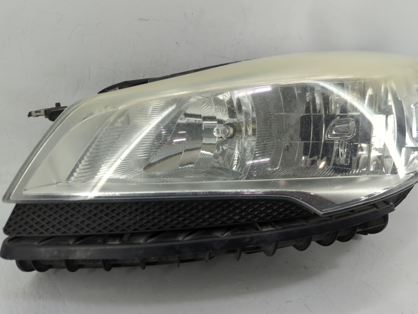 2013-2016 Ford Escape Driver Left Oem Head Light Headlight Lamp - Oemusedautoparts1.com