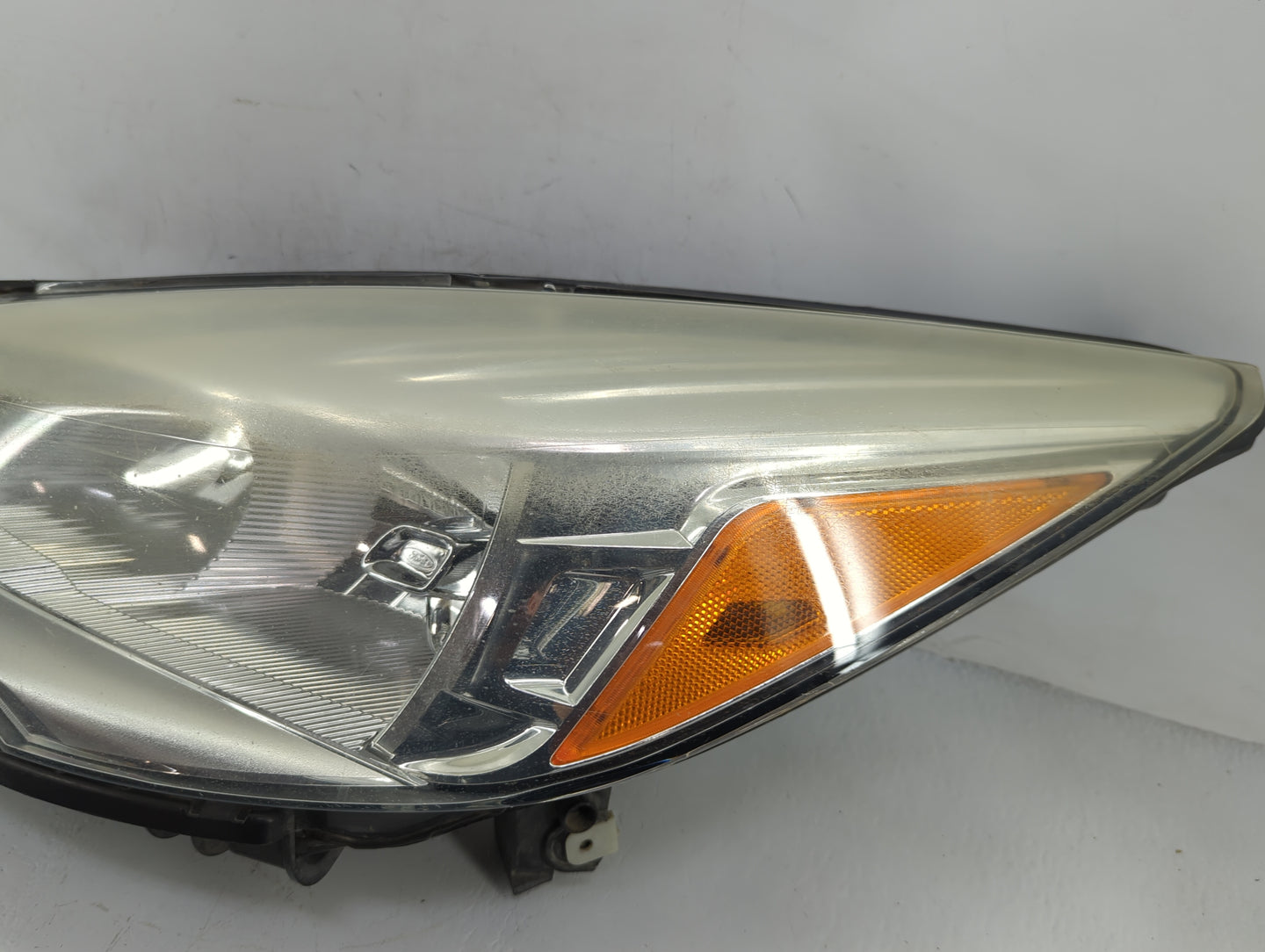 2013-2016 Ford Escape Driver Left Oem Head Light Headlight Lamp - Oemusedautoparts1.com