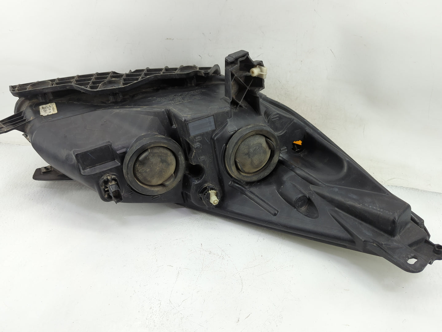 2013-2016 Ford Escape Driver Left Oem Head Light Headlight Lamp - Oemusedautoparts1.com