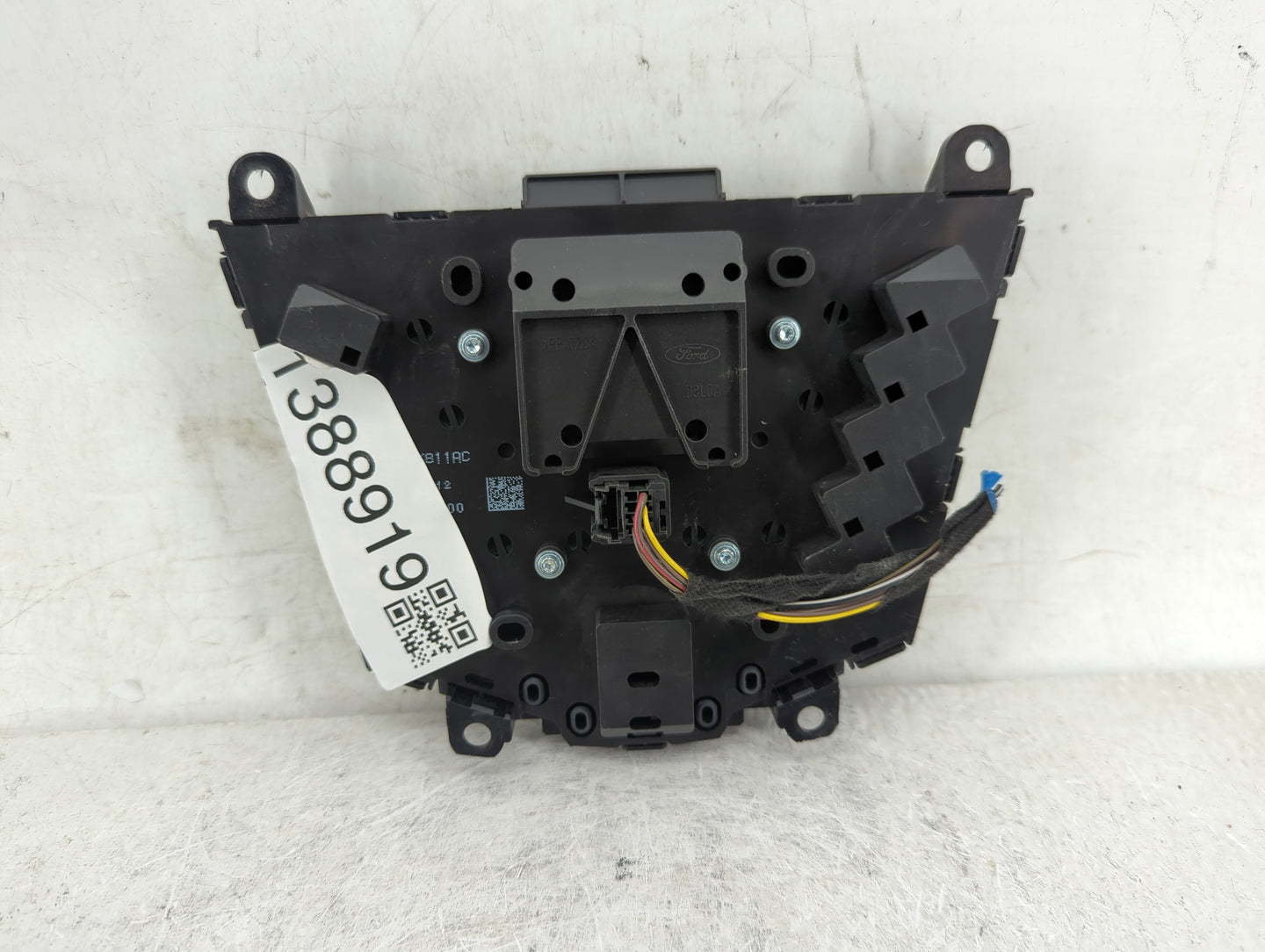 2013 Ford Escape Radio AM FM Cd Player Receiver Replacement P/N:DJ5T18K811BA Fits OEM Used Auto Parts - Oemusedautoparts1.co