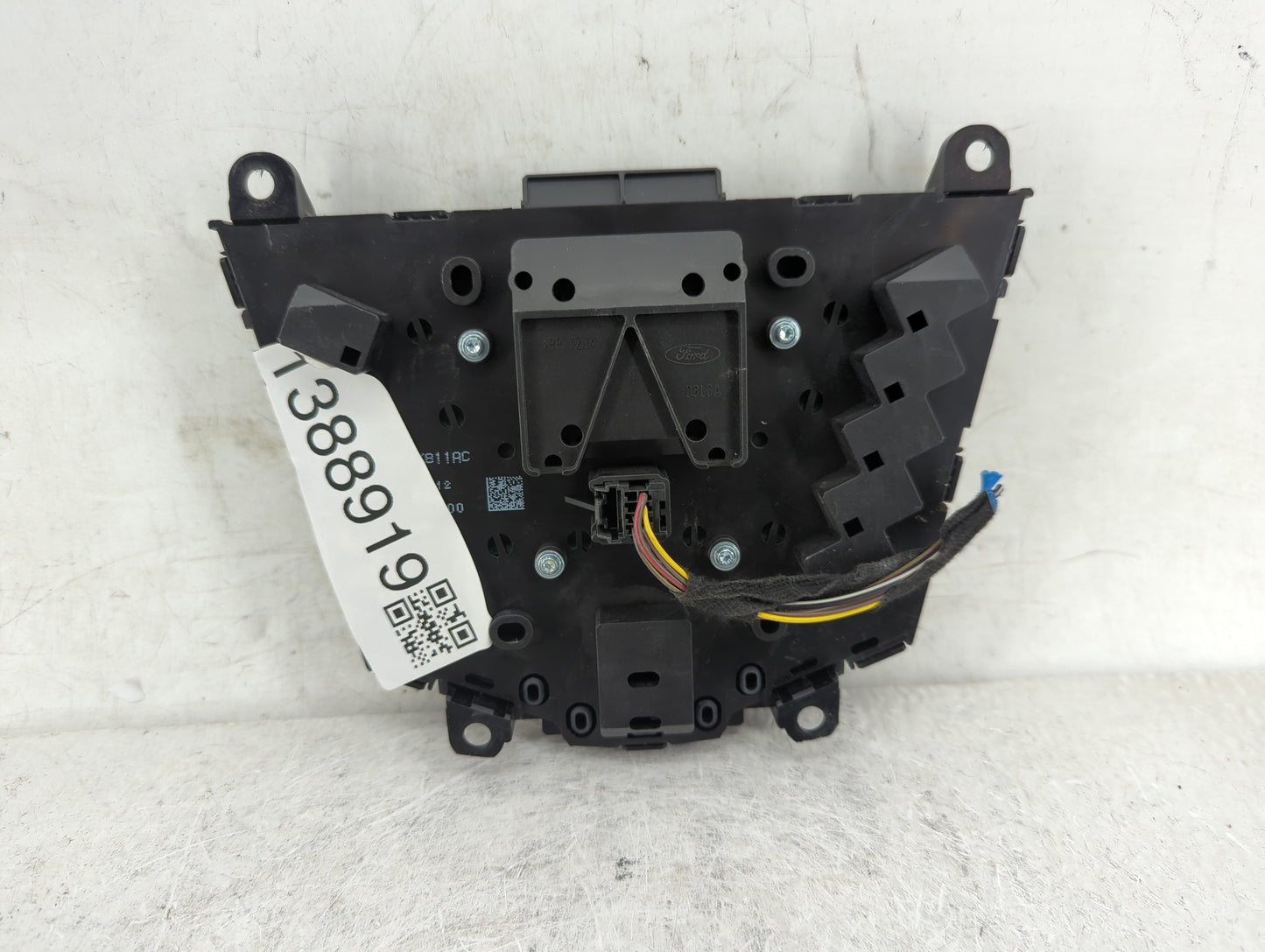 2013 Ford Escape Radio AM FM Cd Player Receiver Replacement P/N:DJ5T18K811BA Fits OEM Used Auto Parts - Oemusedautoparts1.co