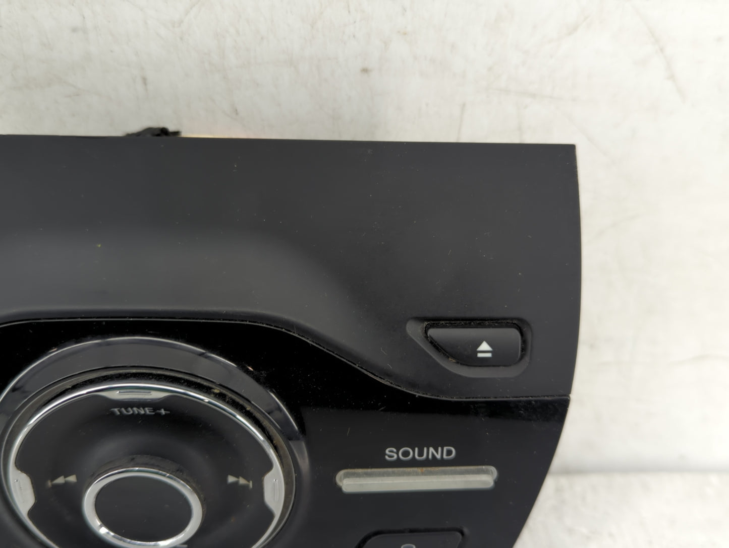 2013-2013 Ford Escape Radio Control Panel - Oemusedautoparts1.com