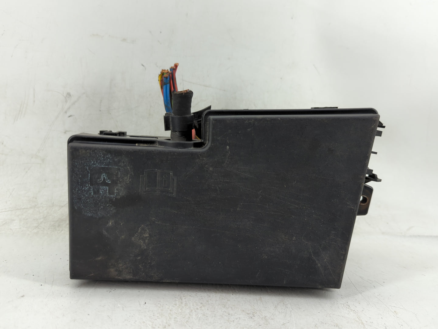 2013-2016 Ford Escape Fusebox Fuse Box Panel Relay Module P/N:AV6T-14A076-AB Fits Fits 2013 2014 2015 2016 OEM Used Auto Par